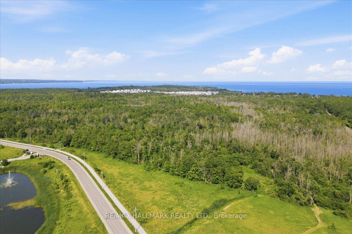 Photo 44 of 3666 Ferretti Court, Innisfil, Rural Innisfil — HOMEH