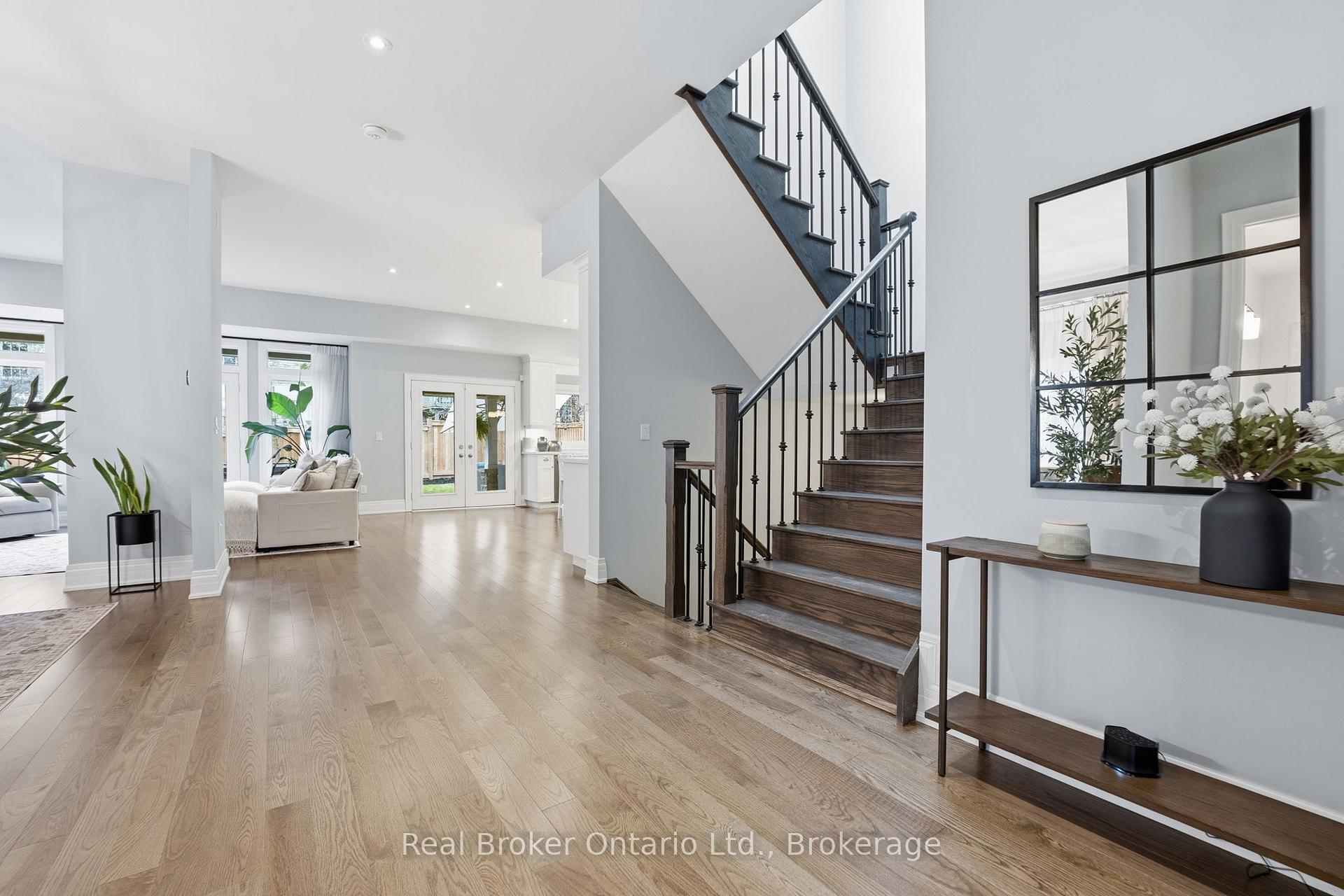 Photo 5 of 2541 Kate Common, Oakville, Bronte — HOMEH