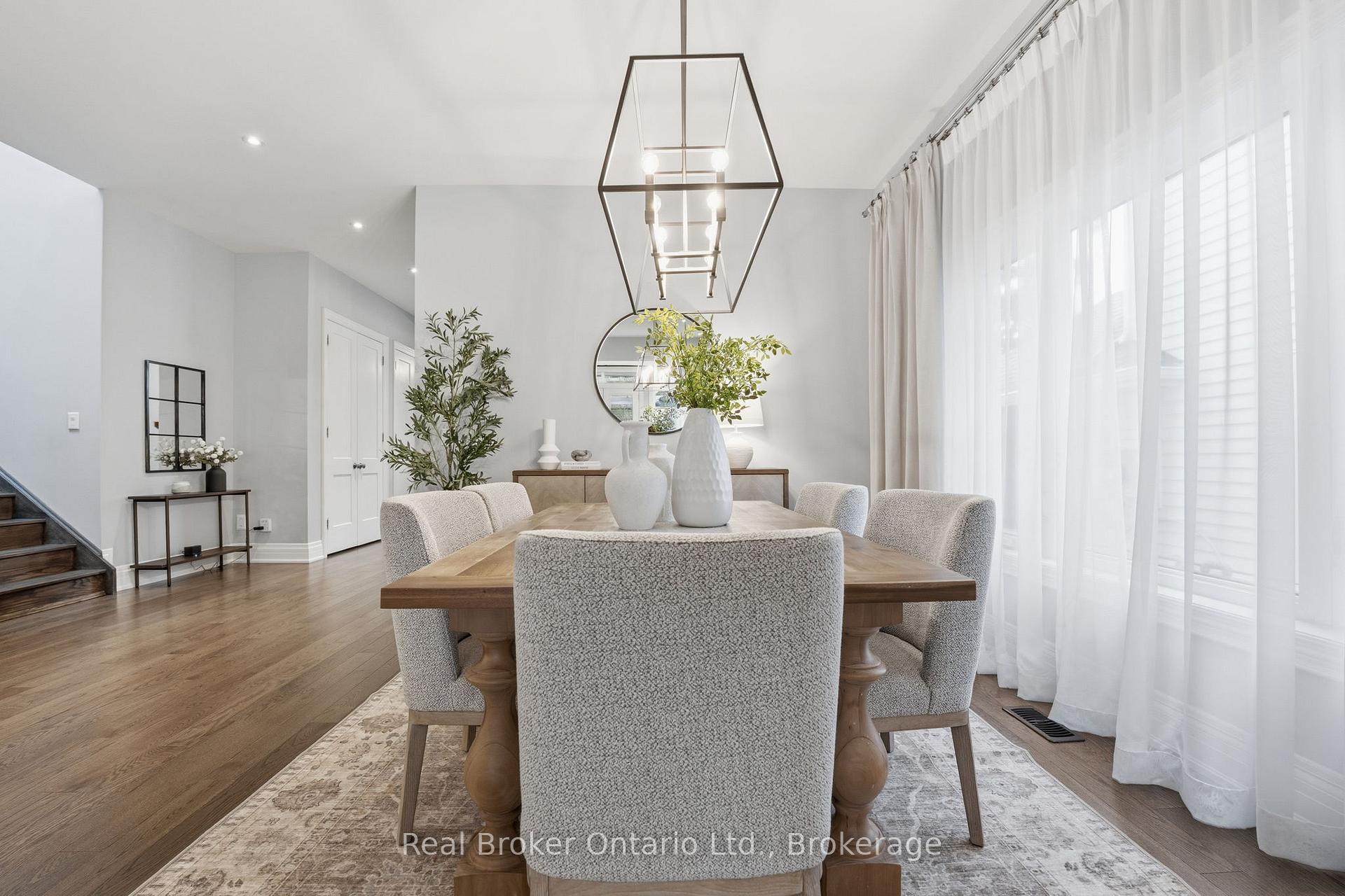Photo 7 of 2541 Kate Common, Oakville, Bronte — HOMEH