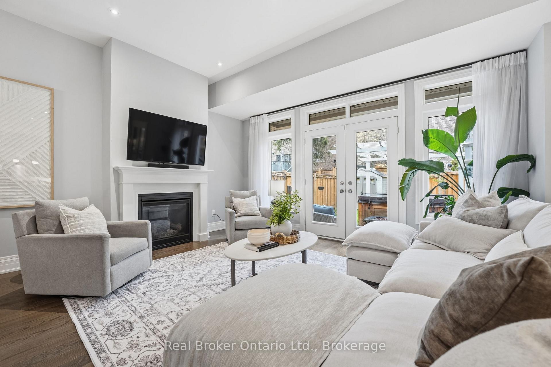 Photo 9 of 2541 Kate Common, Oakville, Bronte — HOMEH