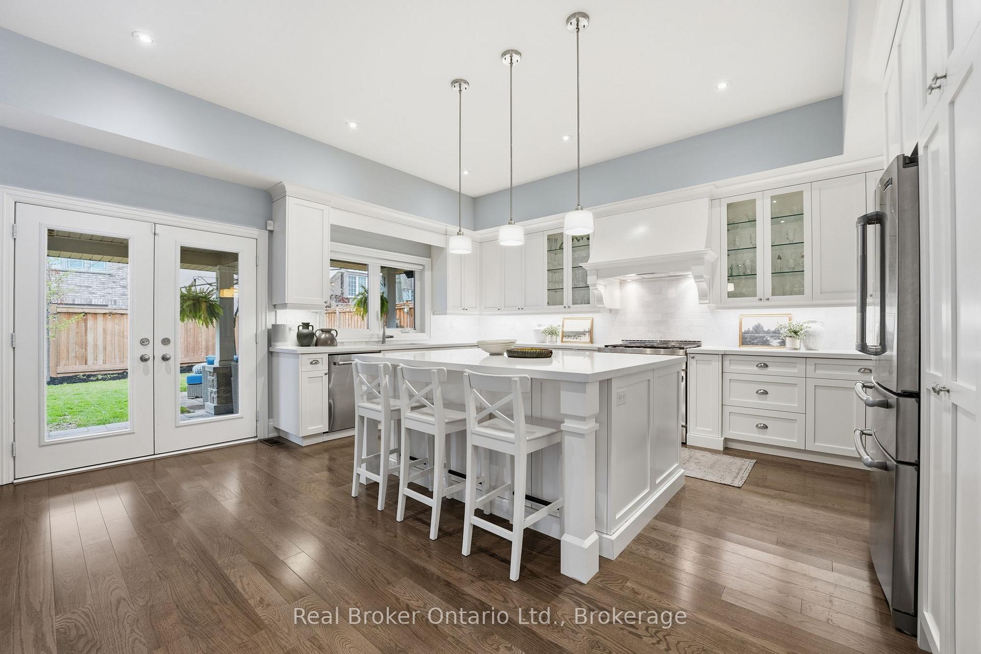 Photo 12 of 2541 Kate Common, Oakville, Bronte — HOMEH