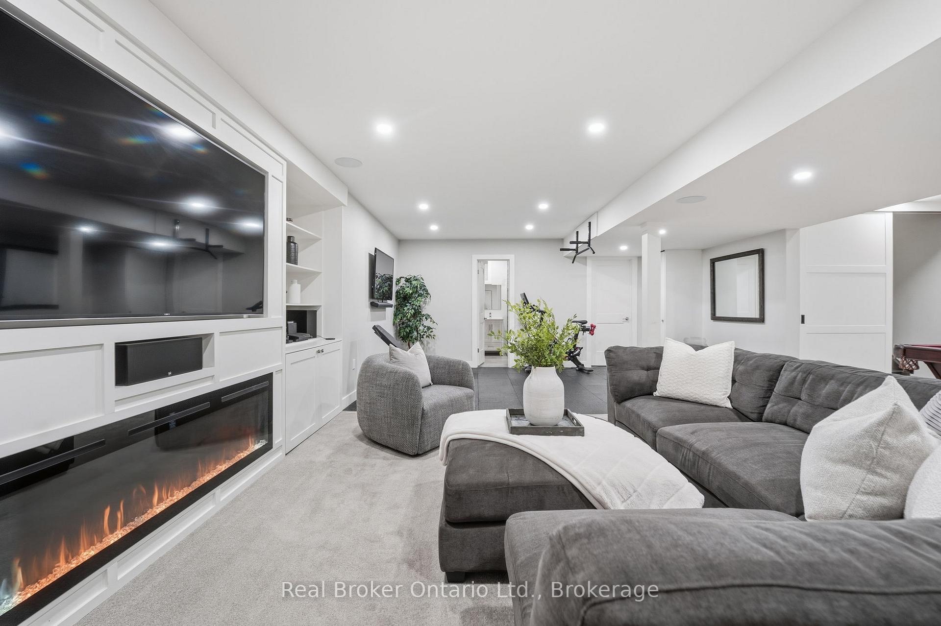 Photo 38 of 2541 Kate Common, Oakville, Bronte — HOMEH