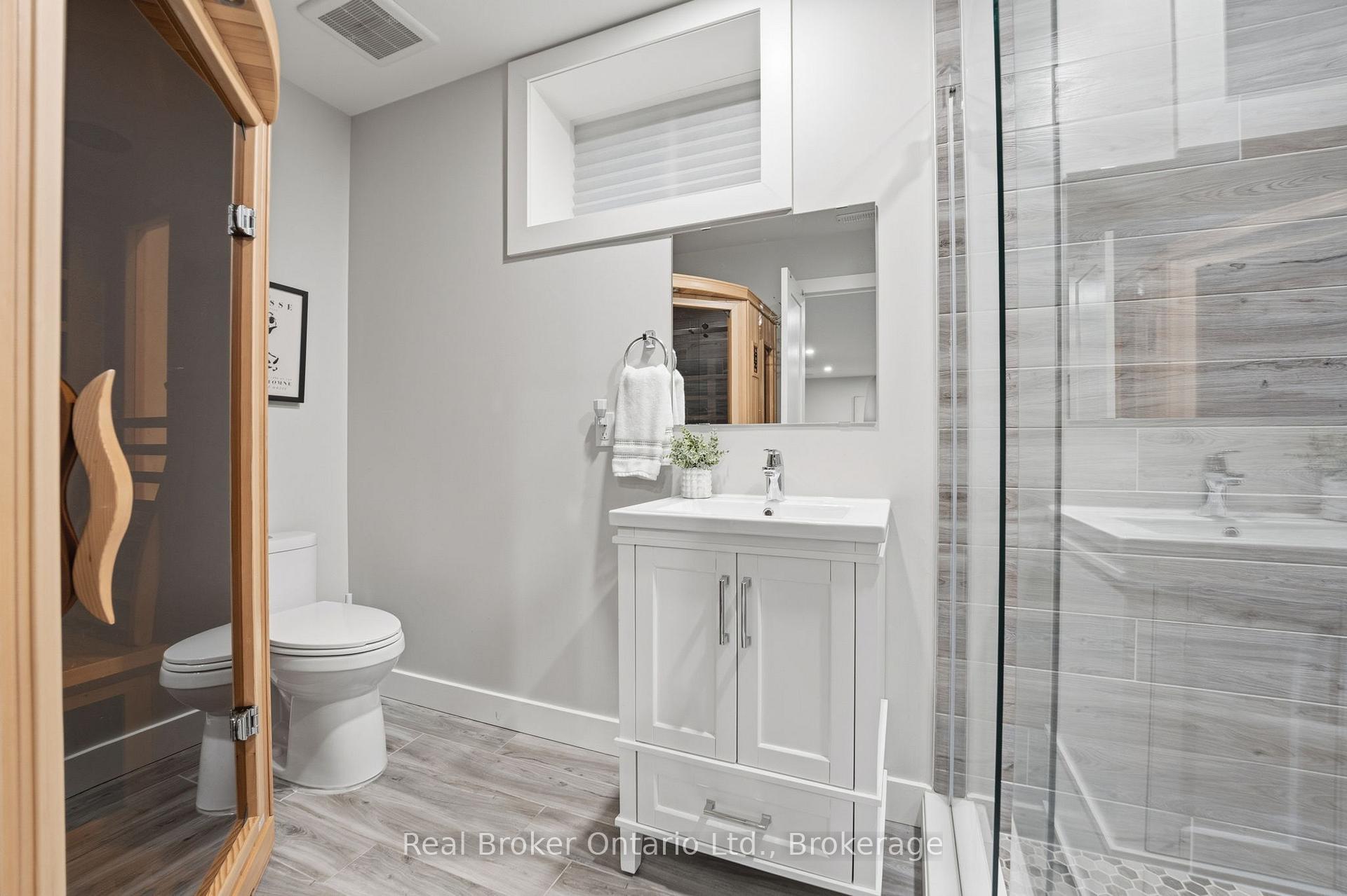 Photo 41 of 2541 Kate Common, Oakville, Bronte — HOMEH