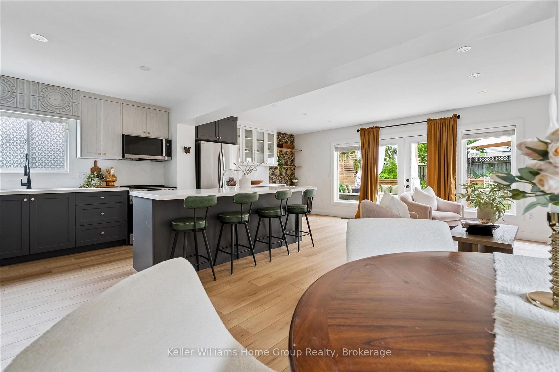 Photo 7 of 39 Clythe Creek Drive, Guelph, Grange Road — HOMEH