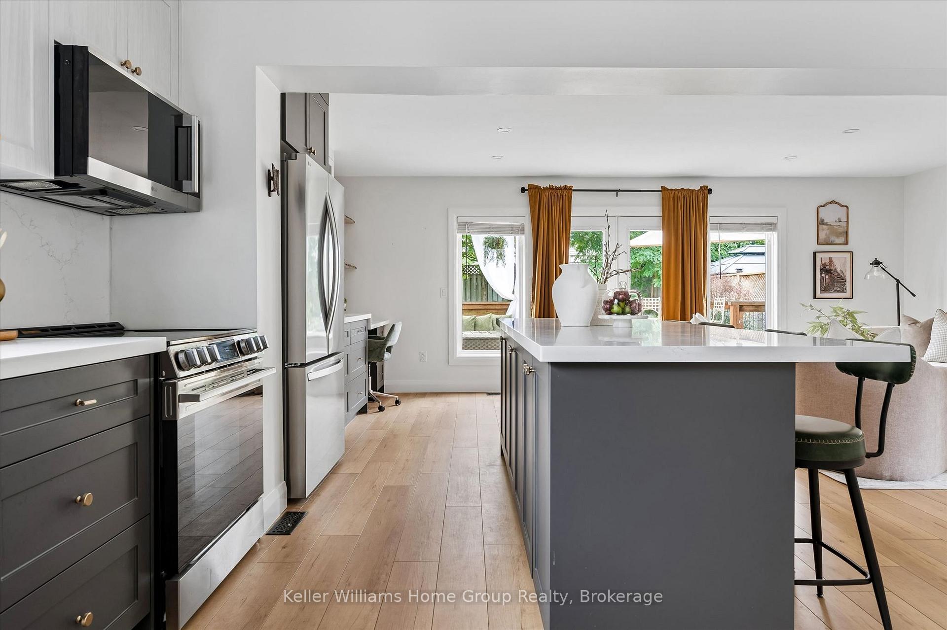Photo 12 of 39 Clythe Creek Drive, Guelph, Grange Road — HOMEH