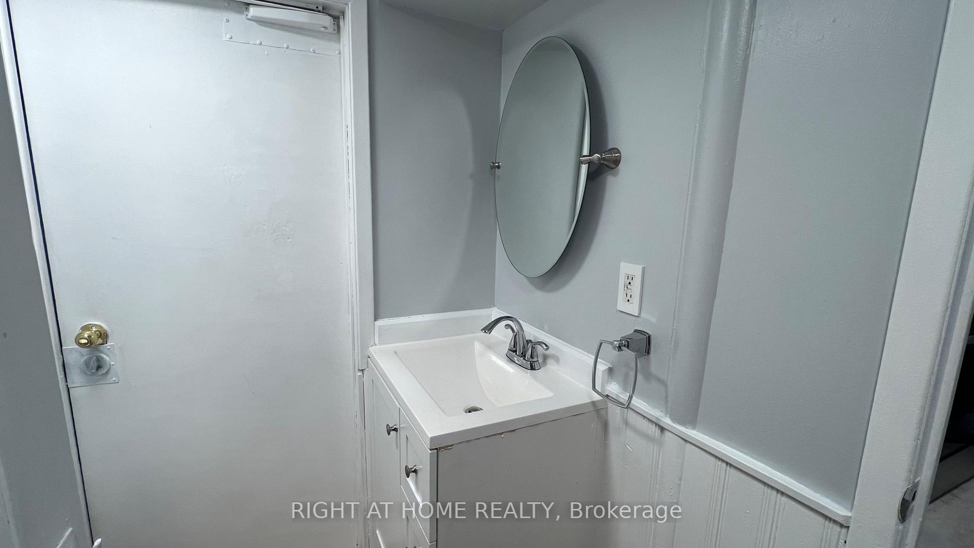 Photo 5 of Unit Basement, 32 Throncroft Crescent, Ajax, South East — HOMEH