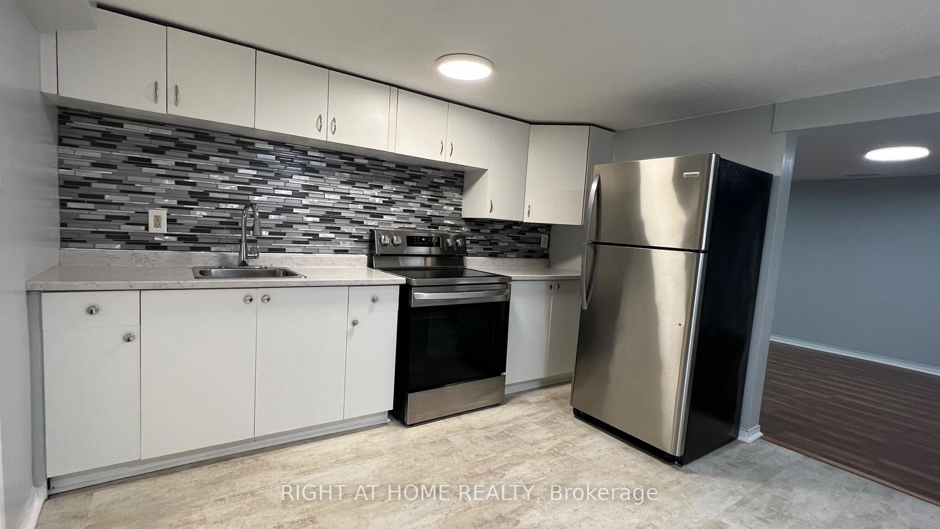 Photo 6 of Unit Basement, 32 Throncroft Crescent, Ajax, South East — HOMEH