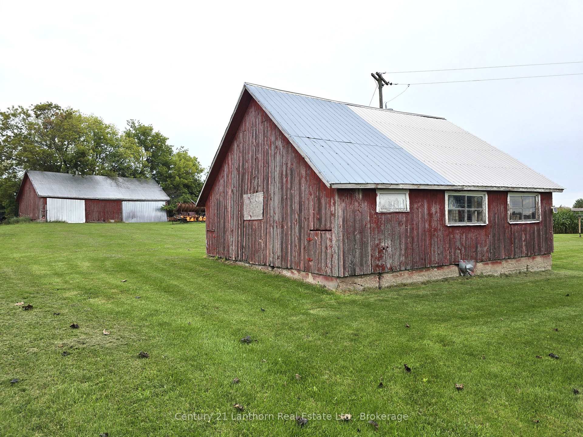Photo 33 of 1014 Hamilton Road, Quinte West, Sidney Ward — HOMEH