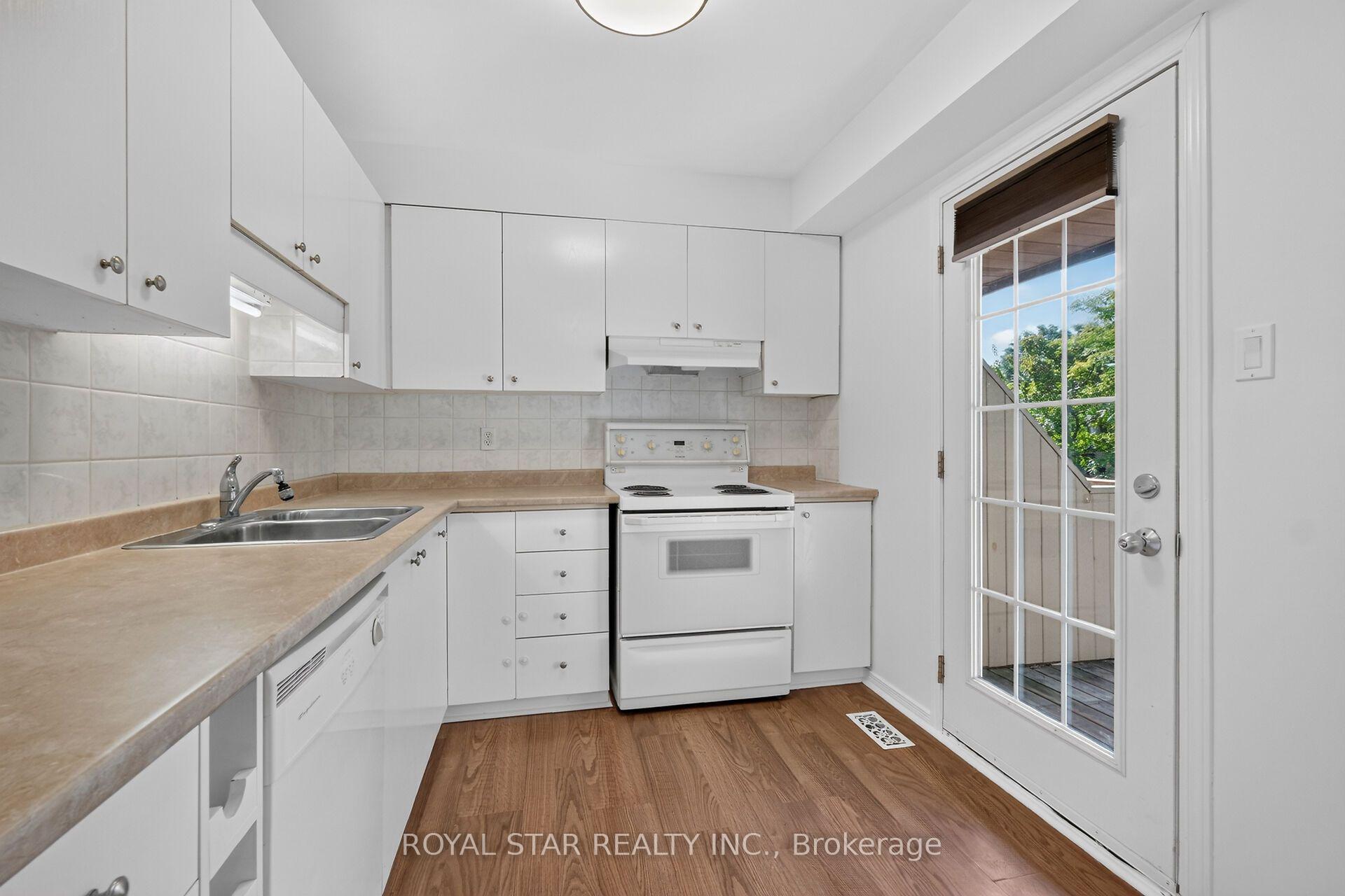 Photo 19 of Unit 207, 3205 Uplands Drive, Ottawa, Hunt Club Woods — HOMEH