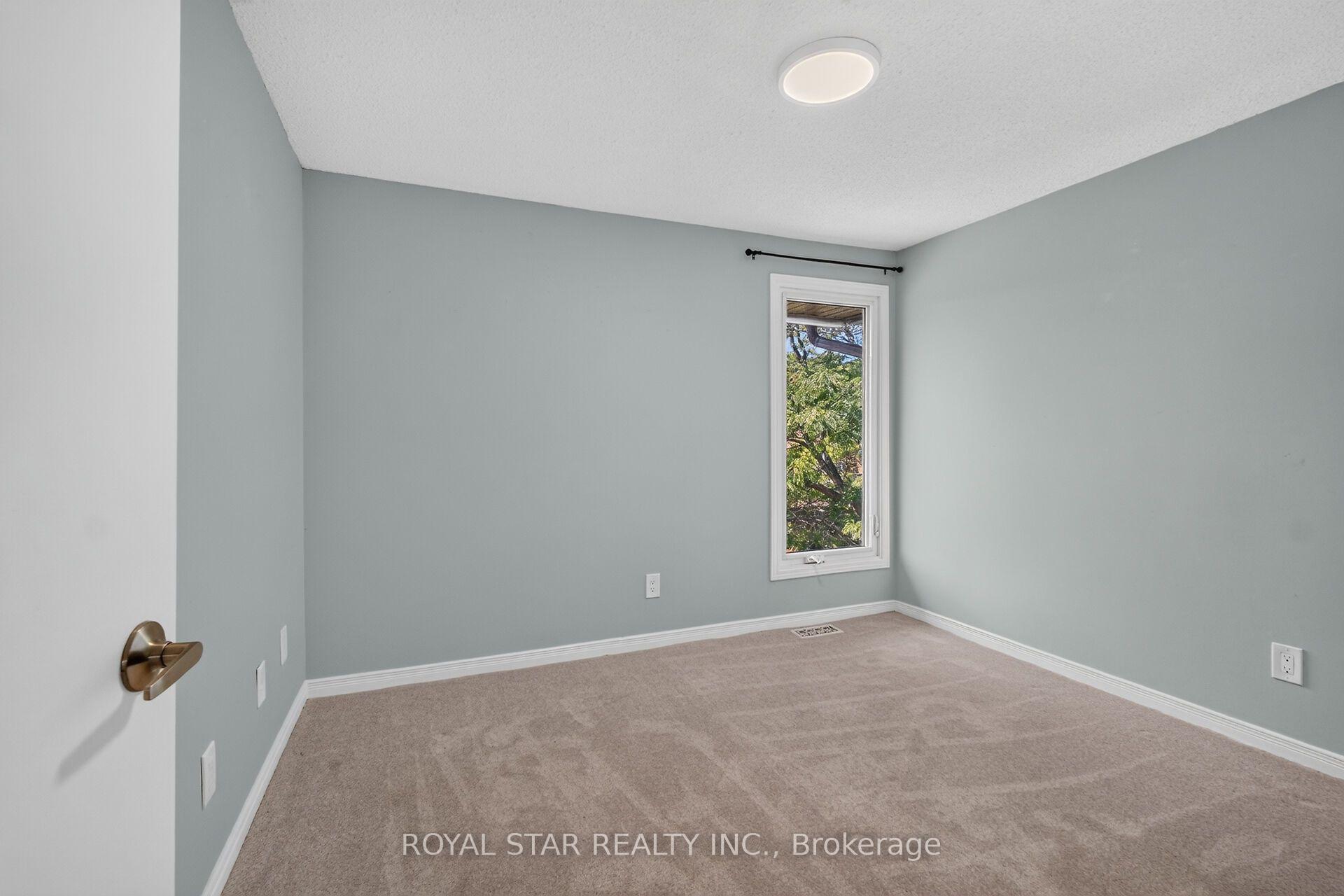 Photo 32 of Unit 207, 3205 Uplands Drive, Ottawa, Hunt Club Woods — HOMEH