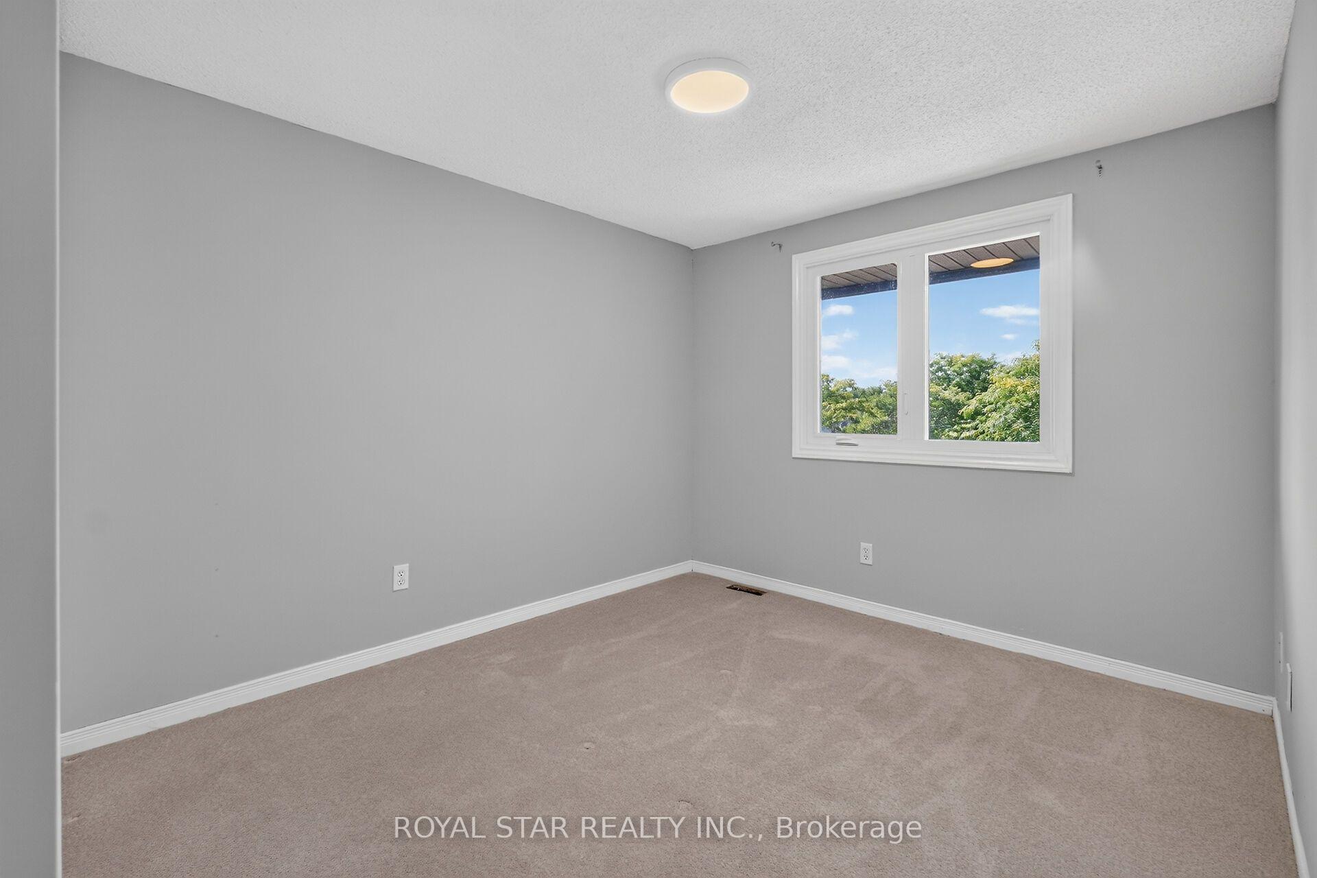 Photo 35 of Unit 207, 3205 Uplands Drive, Ottawa, Hunt Club Woods — HOMEH