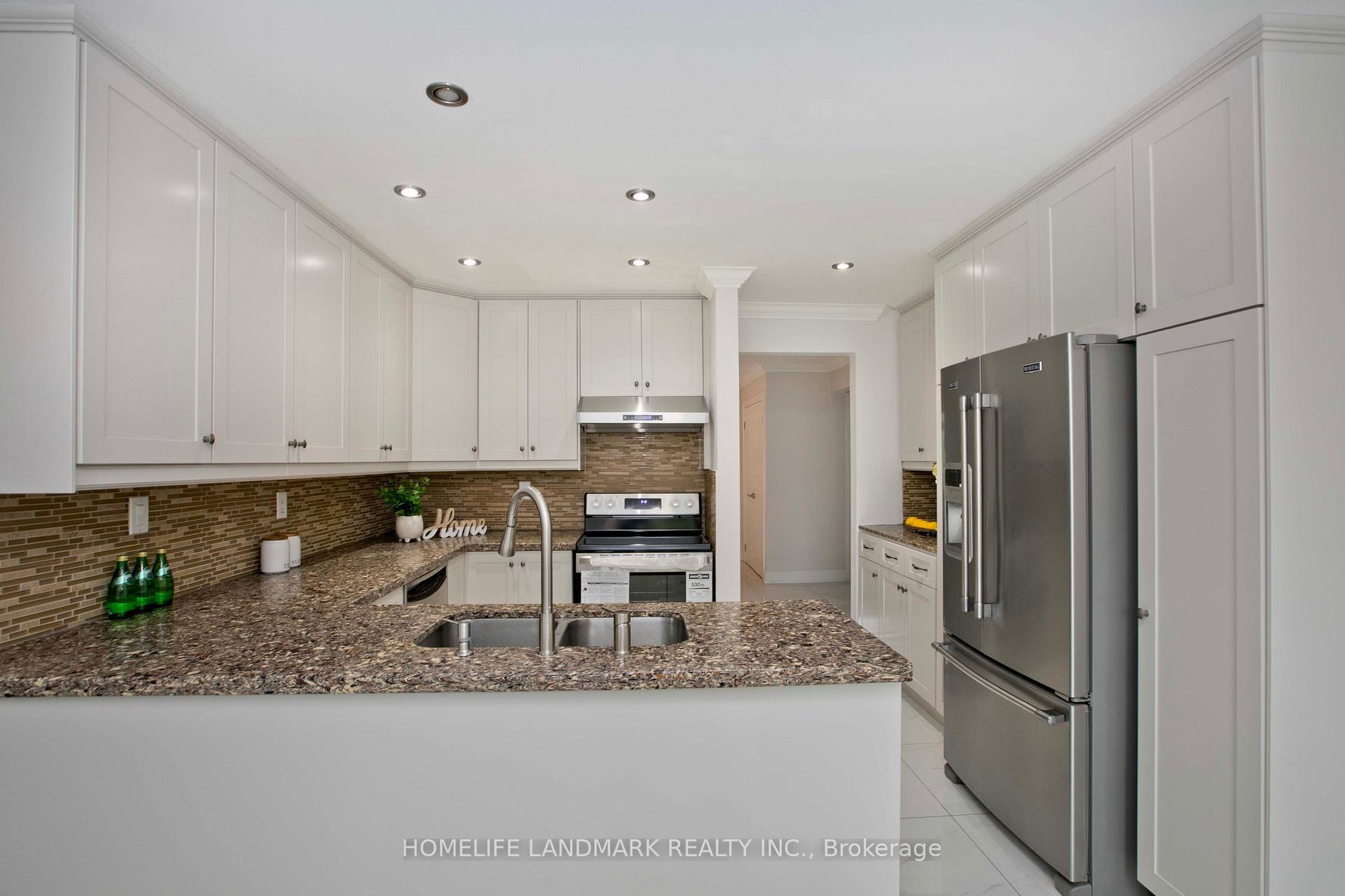 Photo 16 of 134 Cooperage Crescent, Richmond Hill, Westbrook — HOMEH