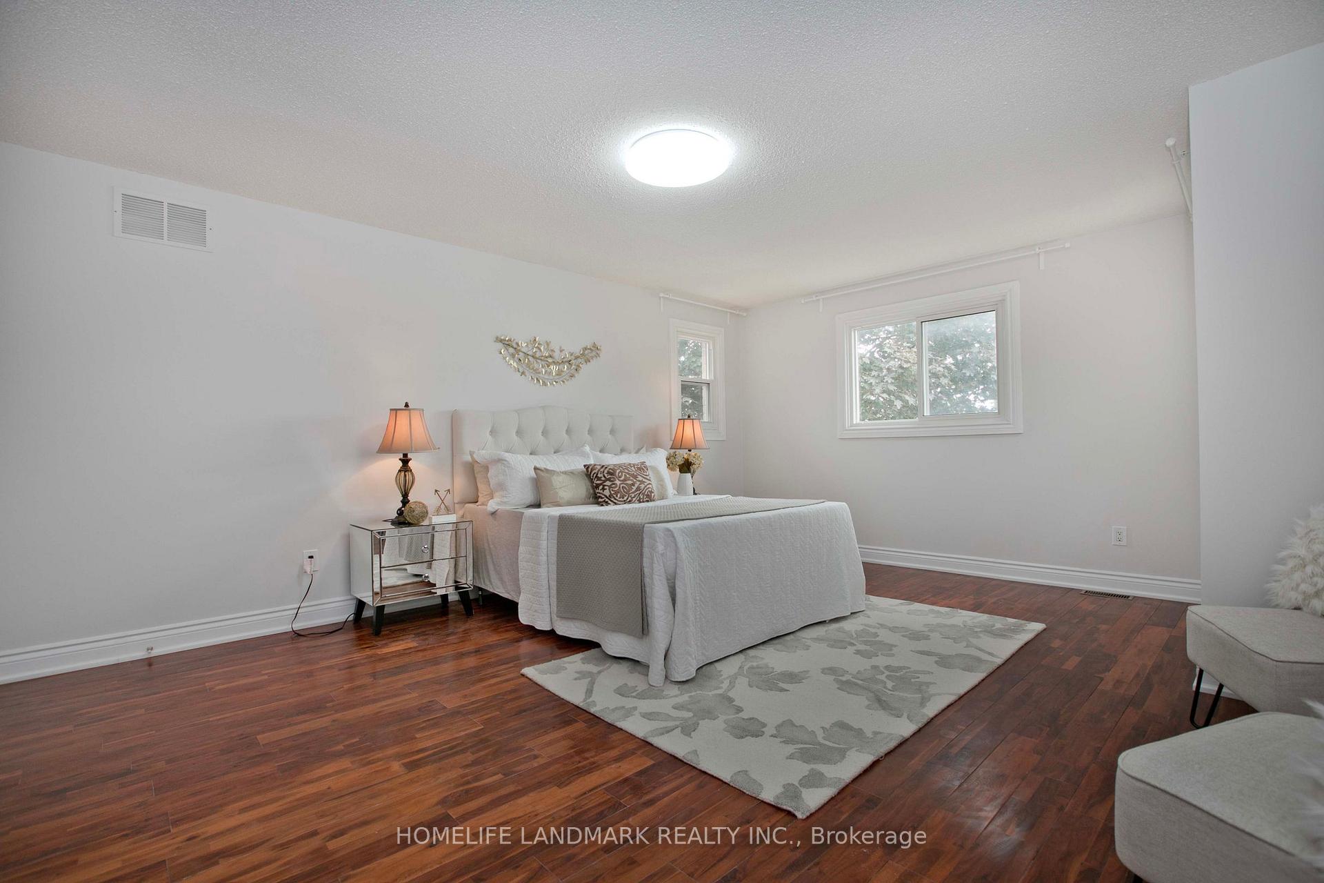 Photo 23 of 134 Cooperage Crescent, Richmond Hill, Westbrook — HOMEH