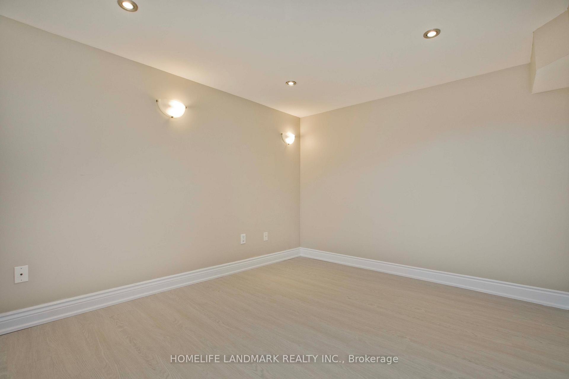 Photo 36 of 134 Cooperage Crescent, Richmond Hill, Westbrook — HOMEH