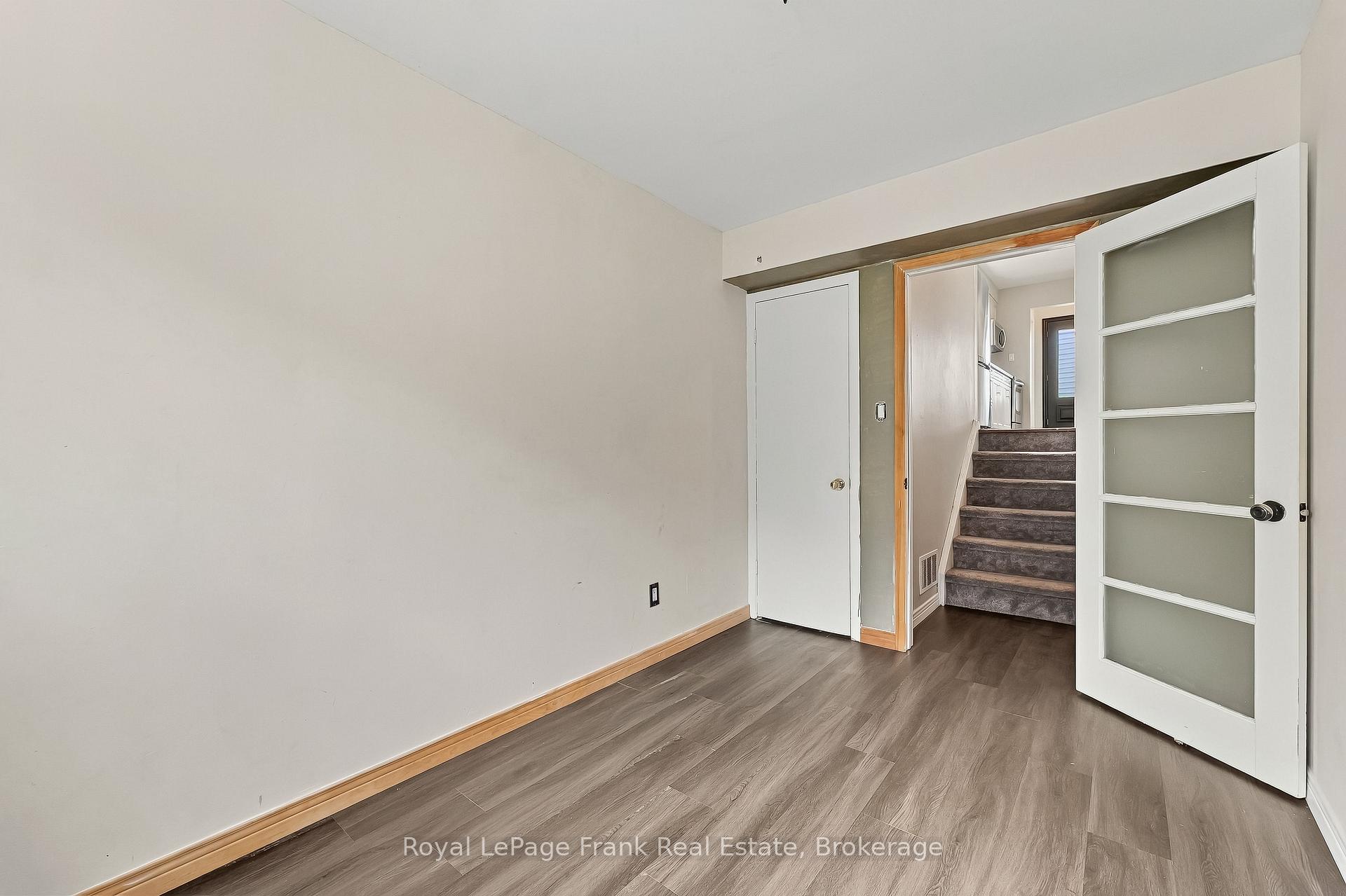Photo 19 of 1317 Park Road S, Oshawa, Lakeview — HOMEH