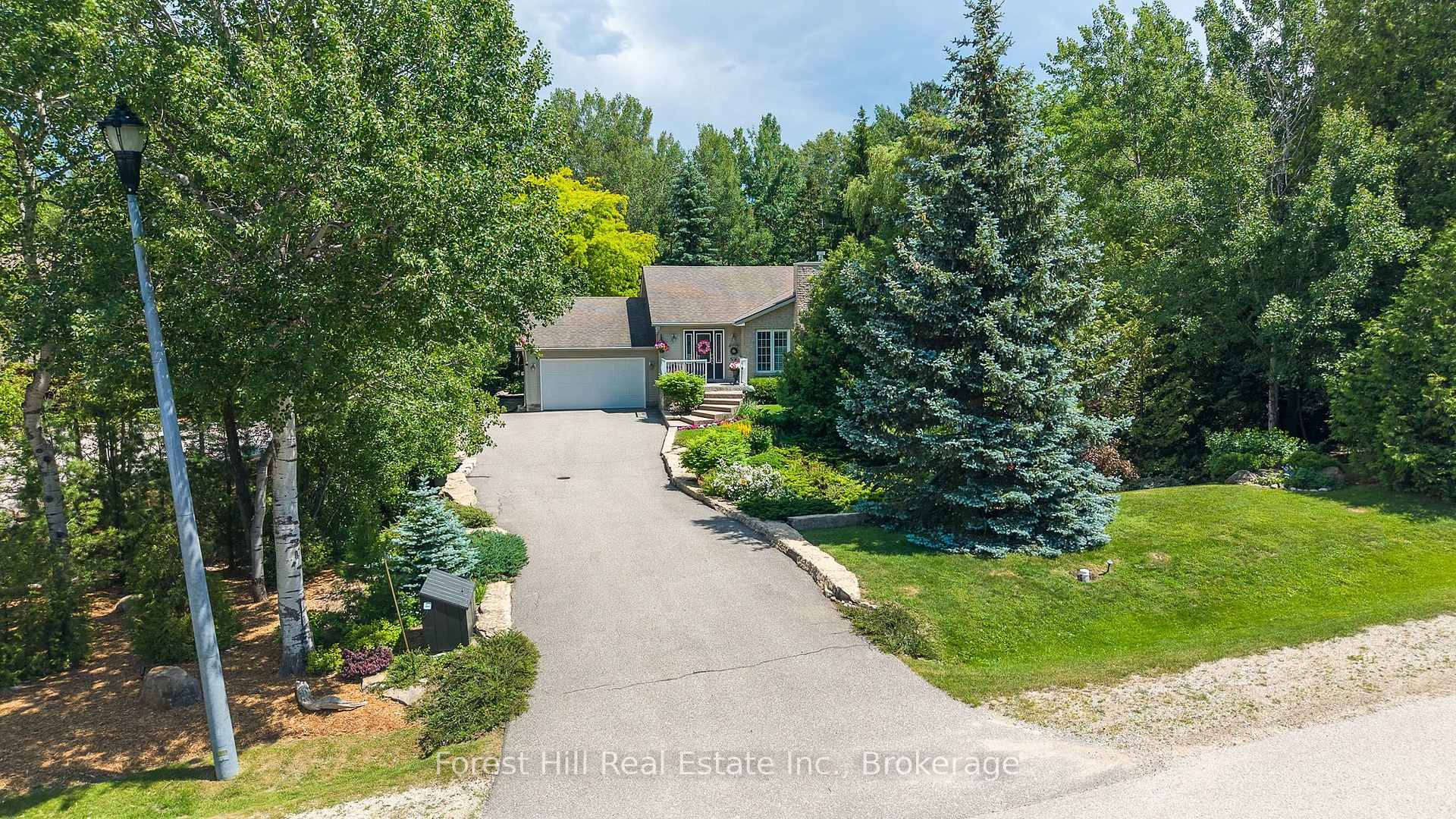 Photo 1 of 131 Aspen Way, Blue Mountains — HOMEH