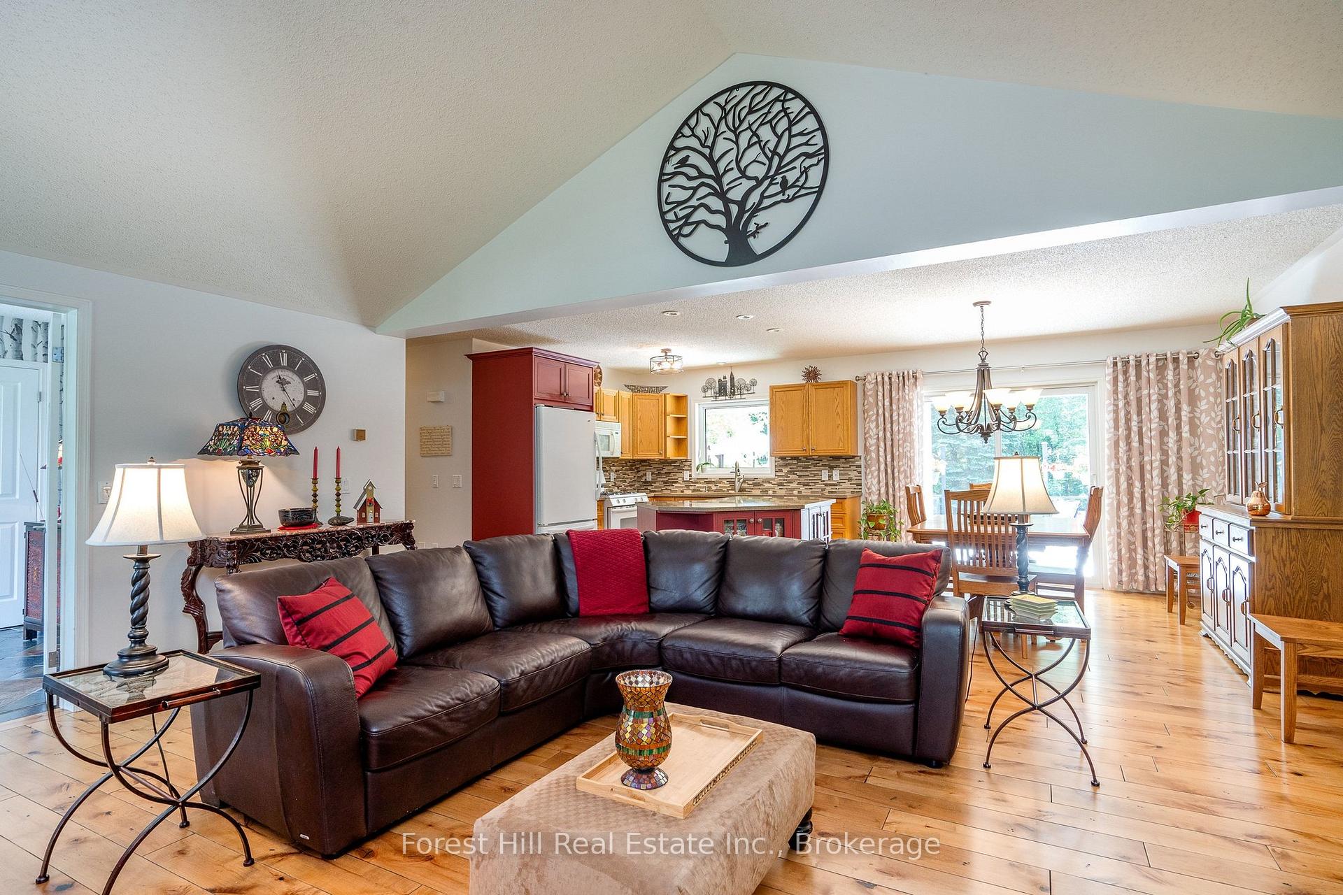 Photo 26 of 131 Aspen Way, Blue Mountains — HOMEH