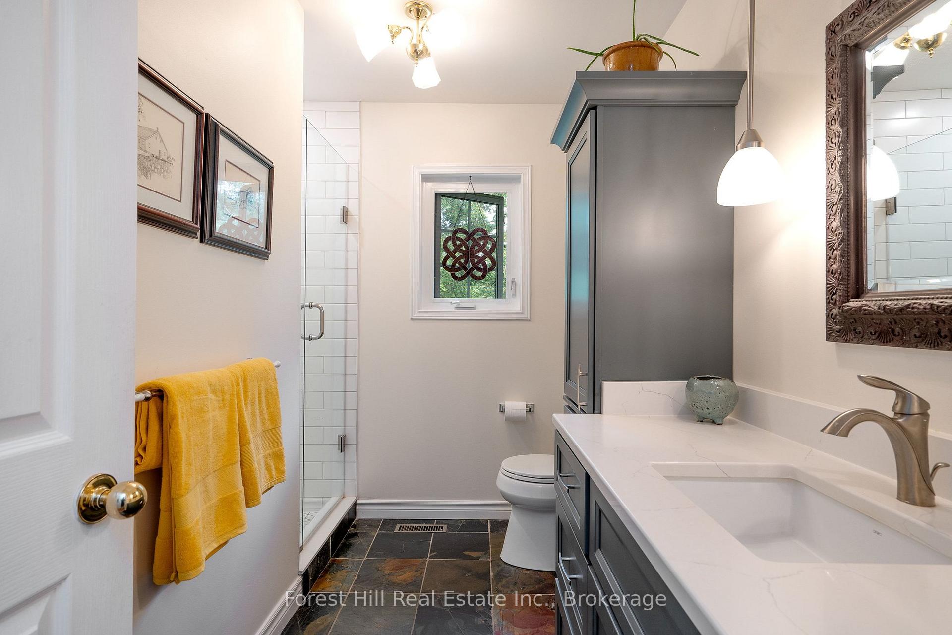 Photo 33 of 131 Aspen Way, Blue Mountains — HOMEH