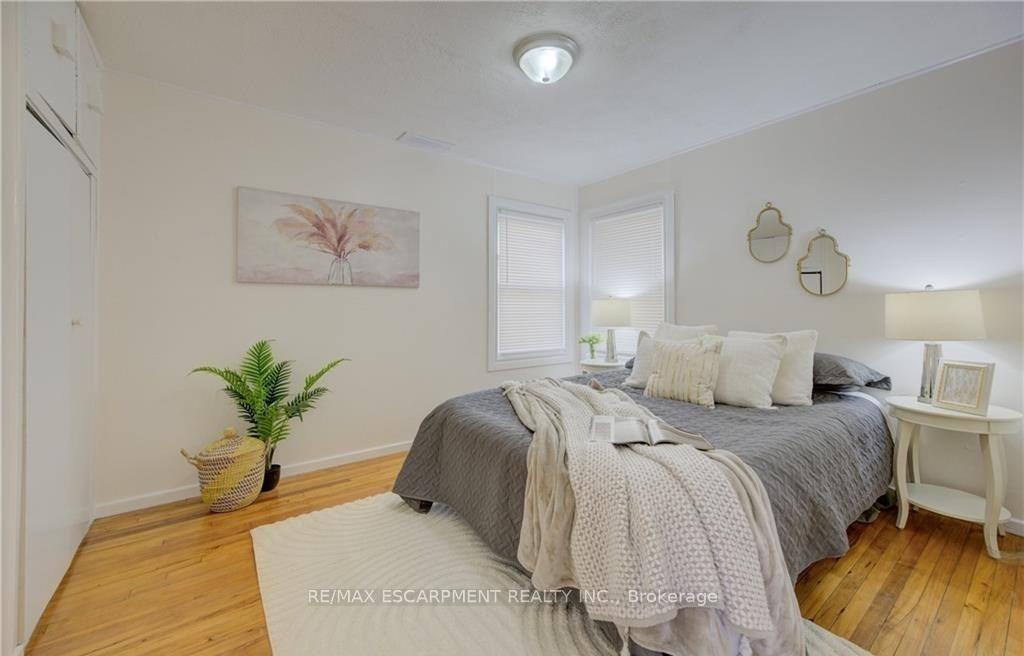 Photo 6 of 73 East 33RD Street, Hamilton, Raleigh — HOMEH