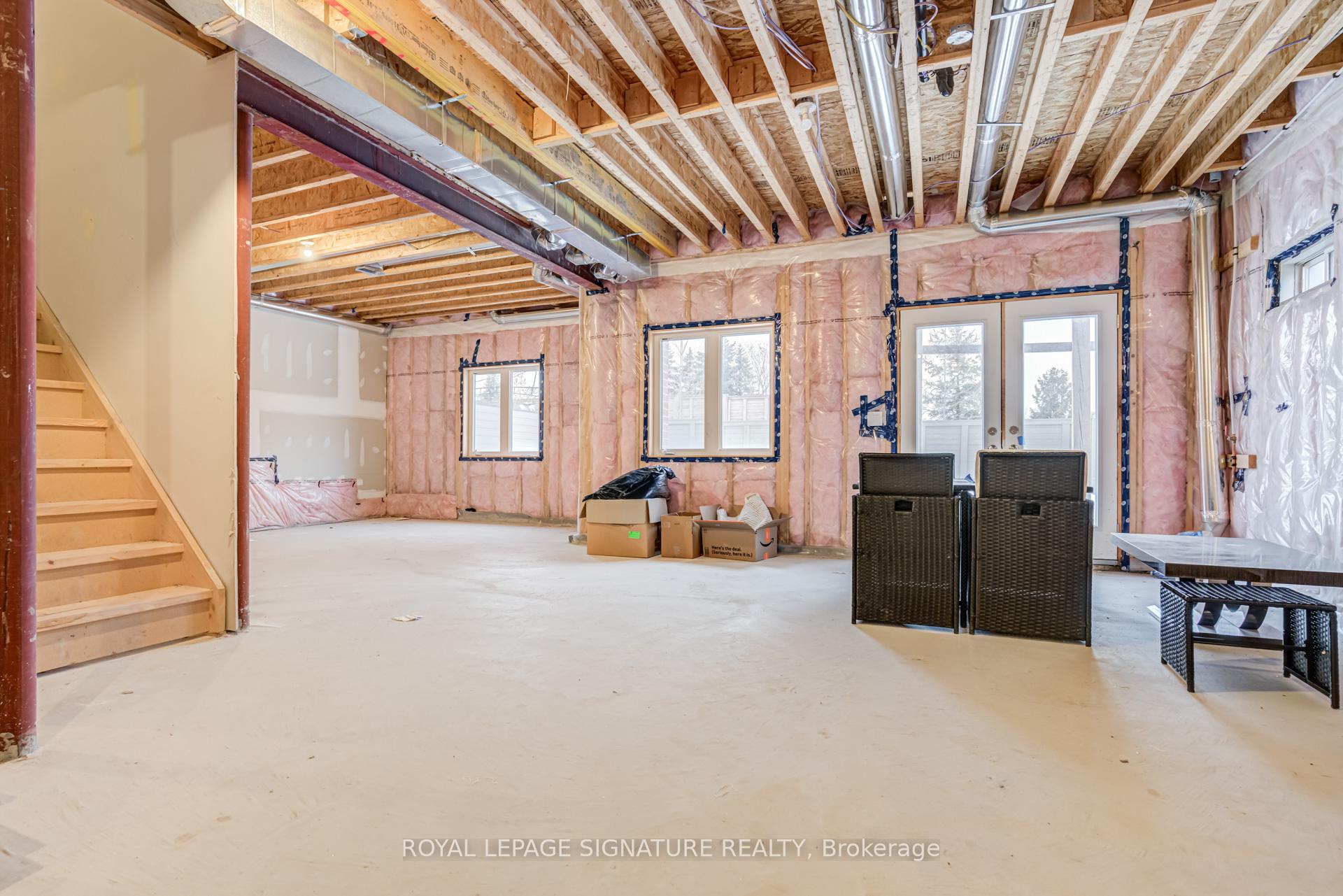 Photo 89 of 71 Maple Fields Circle, Aurora, Aurora Estates — HOMEH