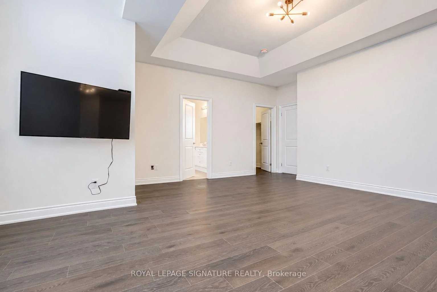 Photo 44 of 71 Maple Fields Circle, Aurora, Aurora Estates — HOMEH