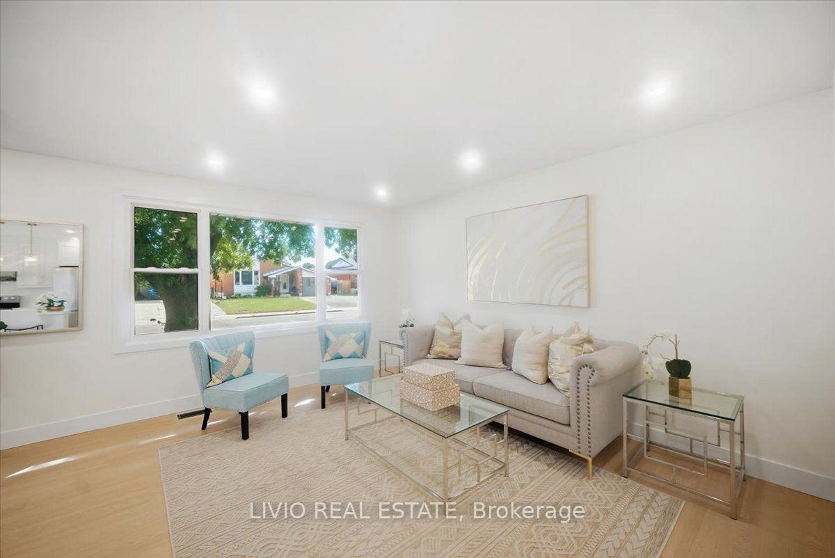 Photo 7 of 78 Cromwell Crescent, Hamilton, Greenford — HOMEH