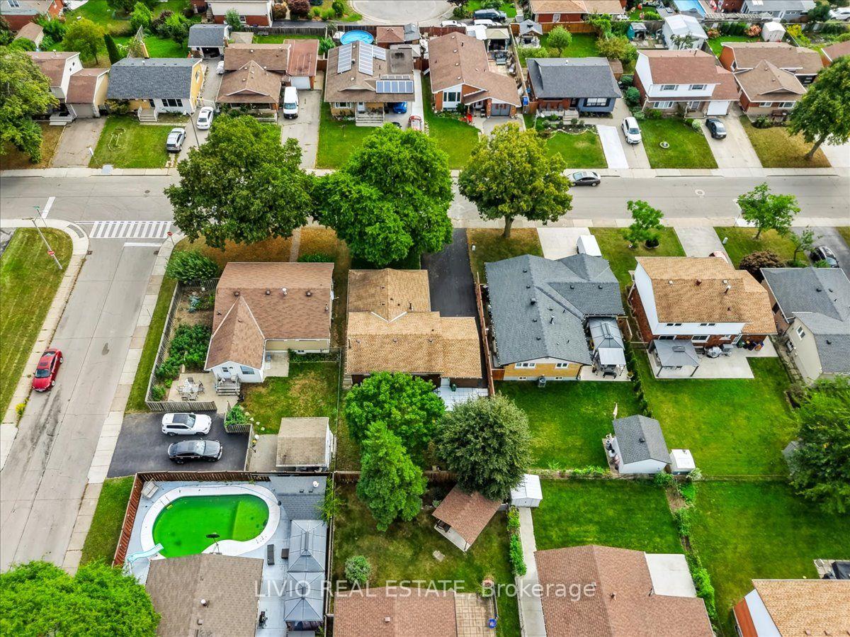 Photo 34 of 78 Cromwell Crescent, Hamilton, Greenford — HOMEH