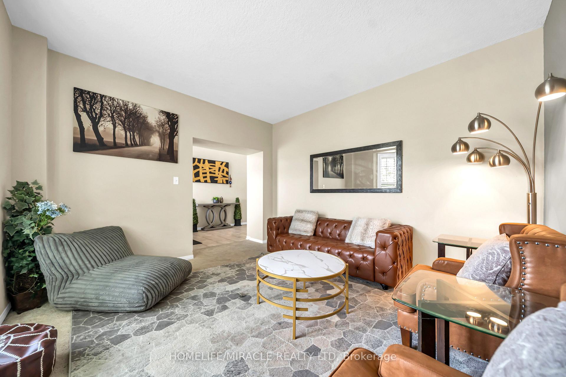 Photo 11 of 57 Hunter Way, Brantford, Empire — HOMEH