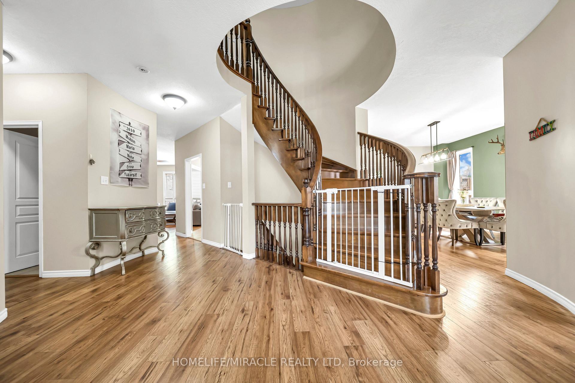 Photo 24 of 57 Hunter Way, Brantford, Empire — HOMEH