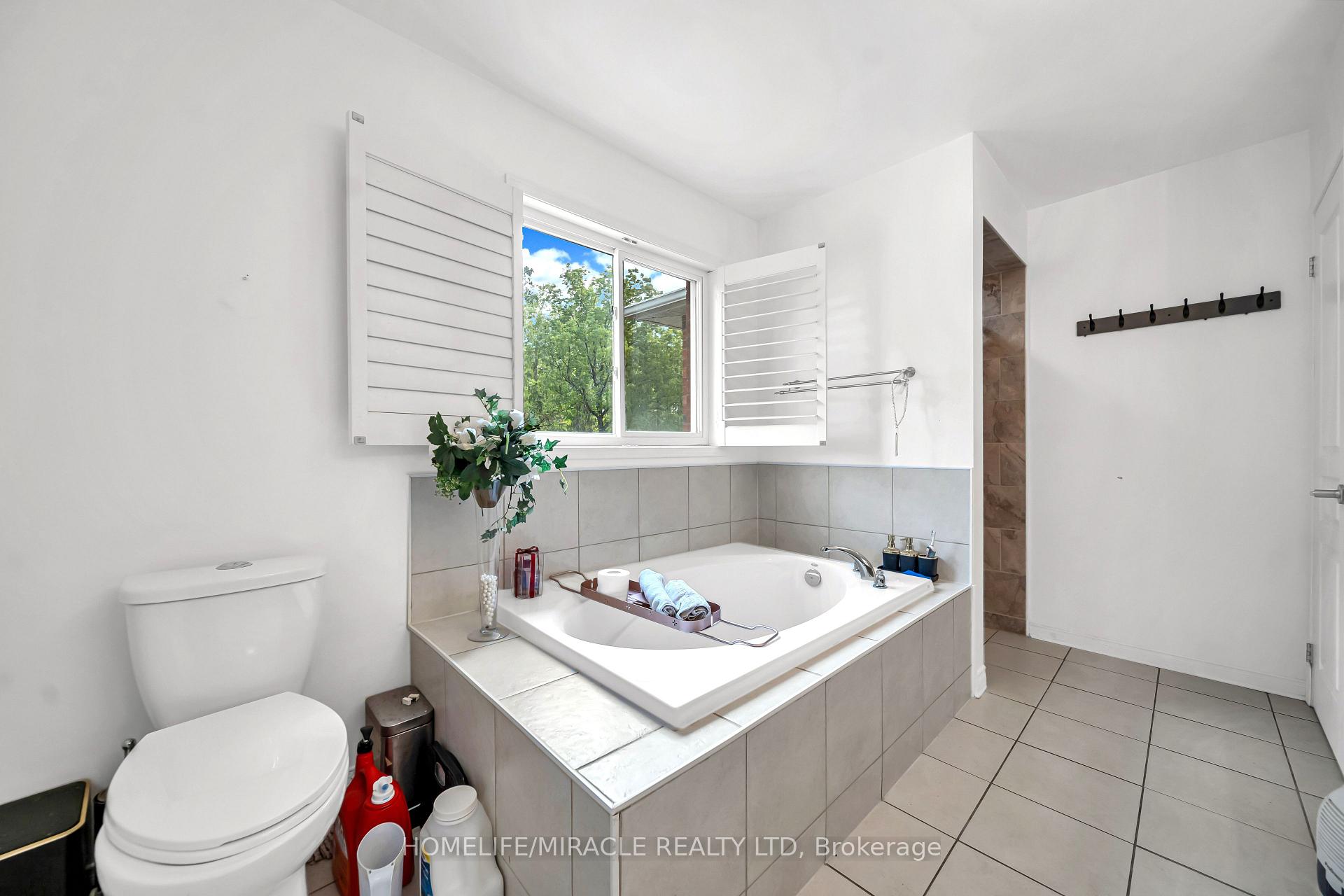 Photo 32 of 57 Hunter Way, Brantford, Empire — HOMEH