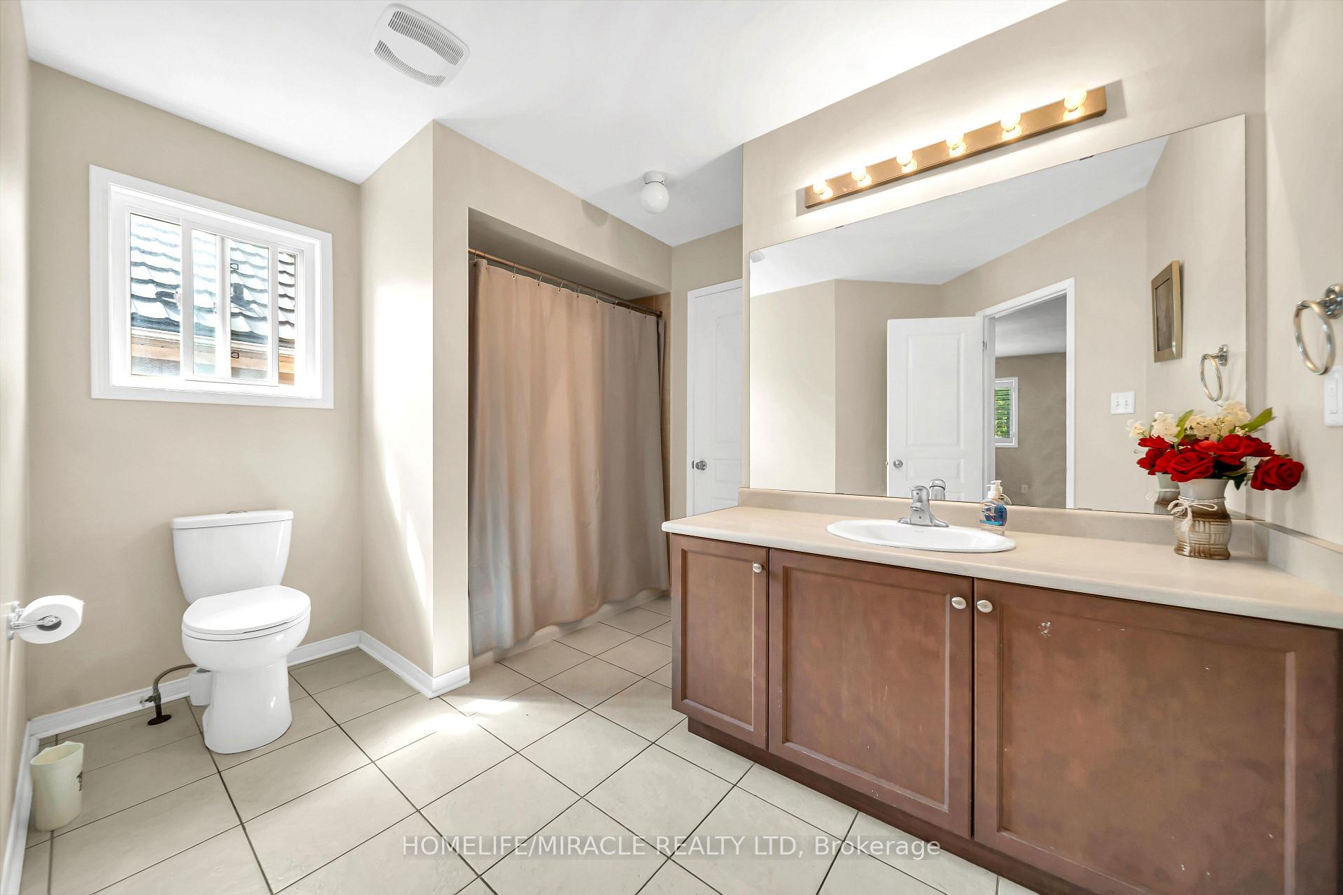 Photo 35 of 57 Hunter Way, Brantford, Empire — HOMEH