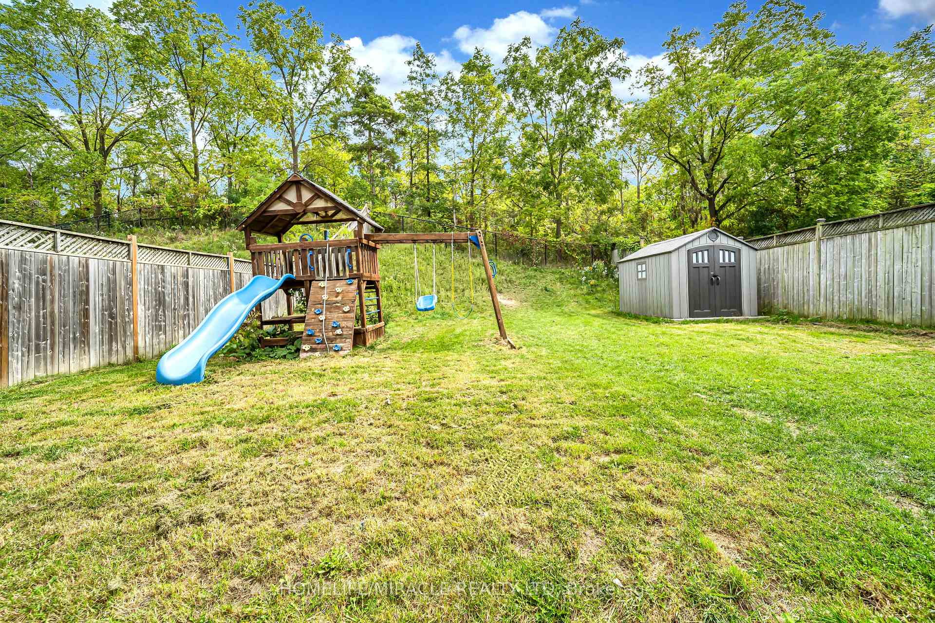 Photo 45 of 57 Hunter Way, Brantford, Empire — HOMEH