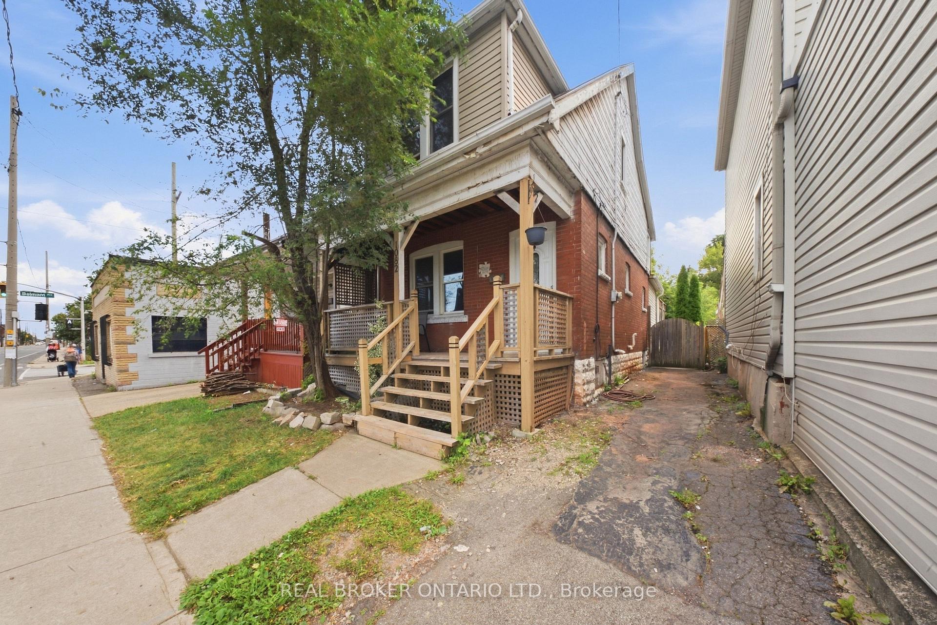 Photo of 1082 Cannon Street E