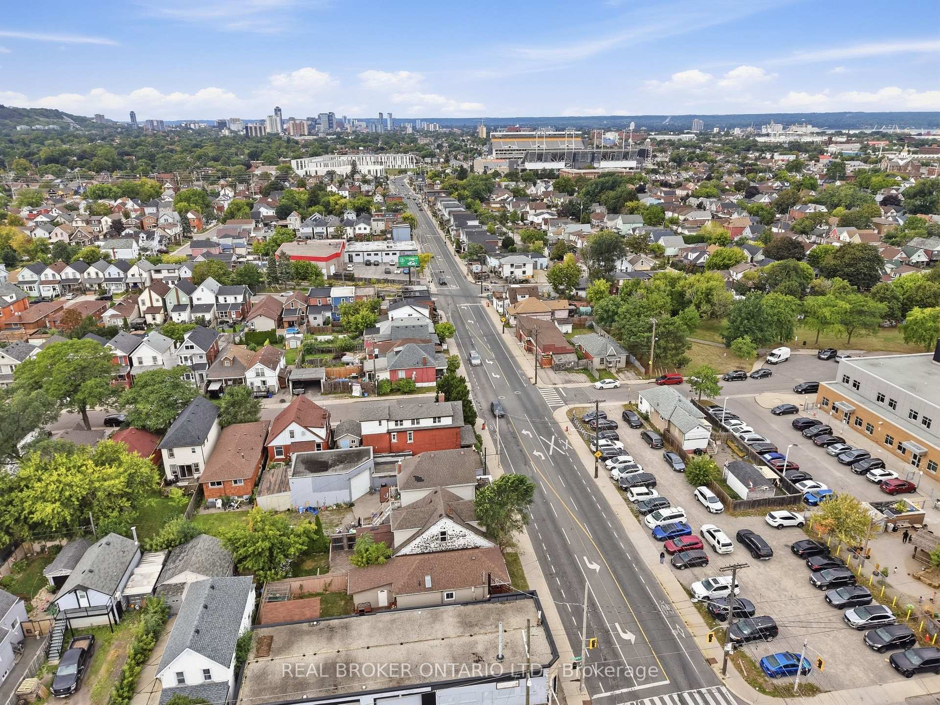 Photo 28 of 1082 Cannon Street E, Hamilton, Crown Point — HOMEH