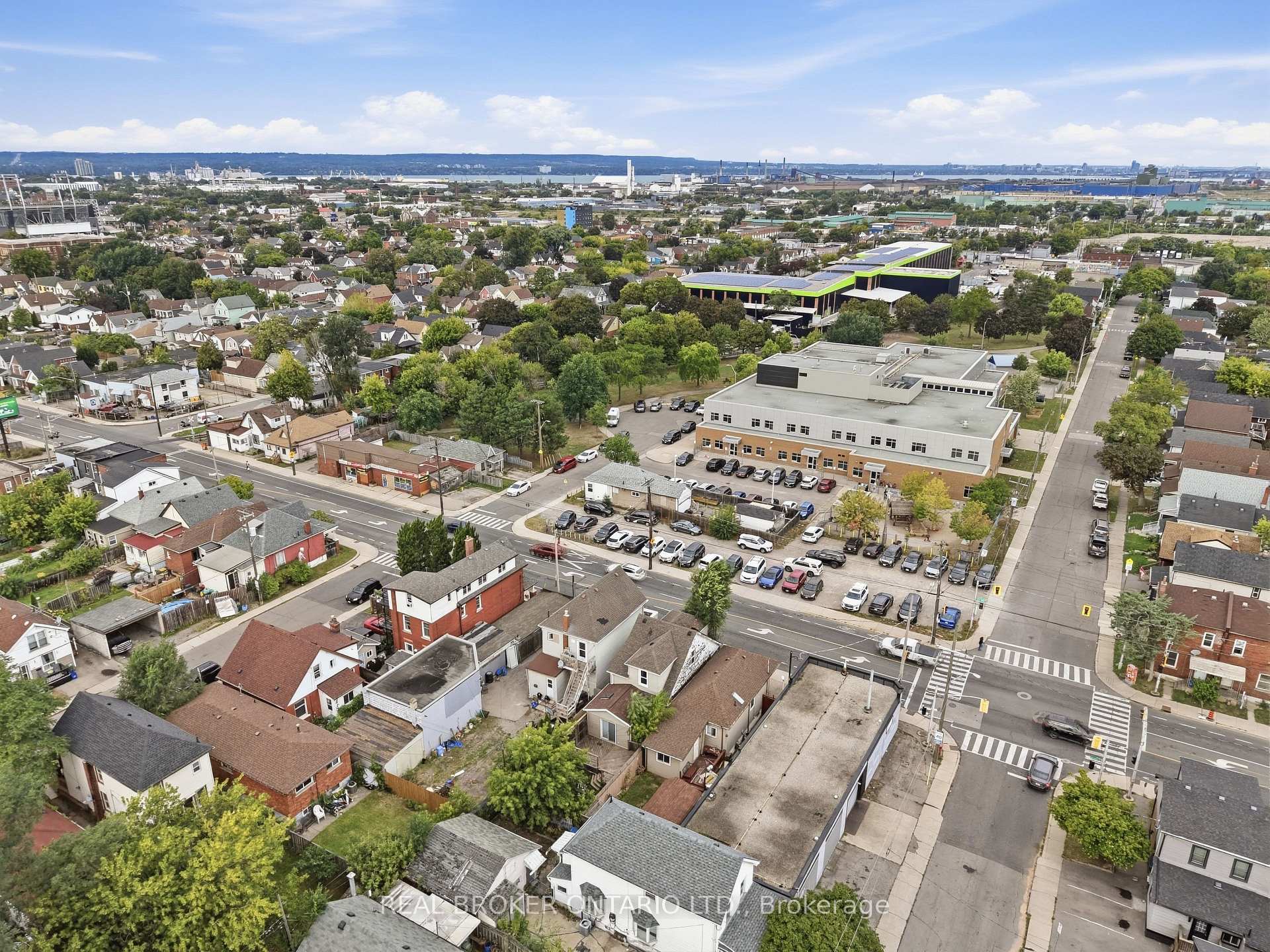 Photo 29 of 1082 Cannon Street E, Hamilton, Crown Point — HOMEH