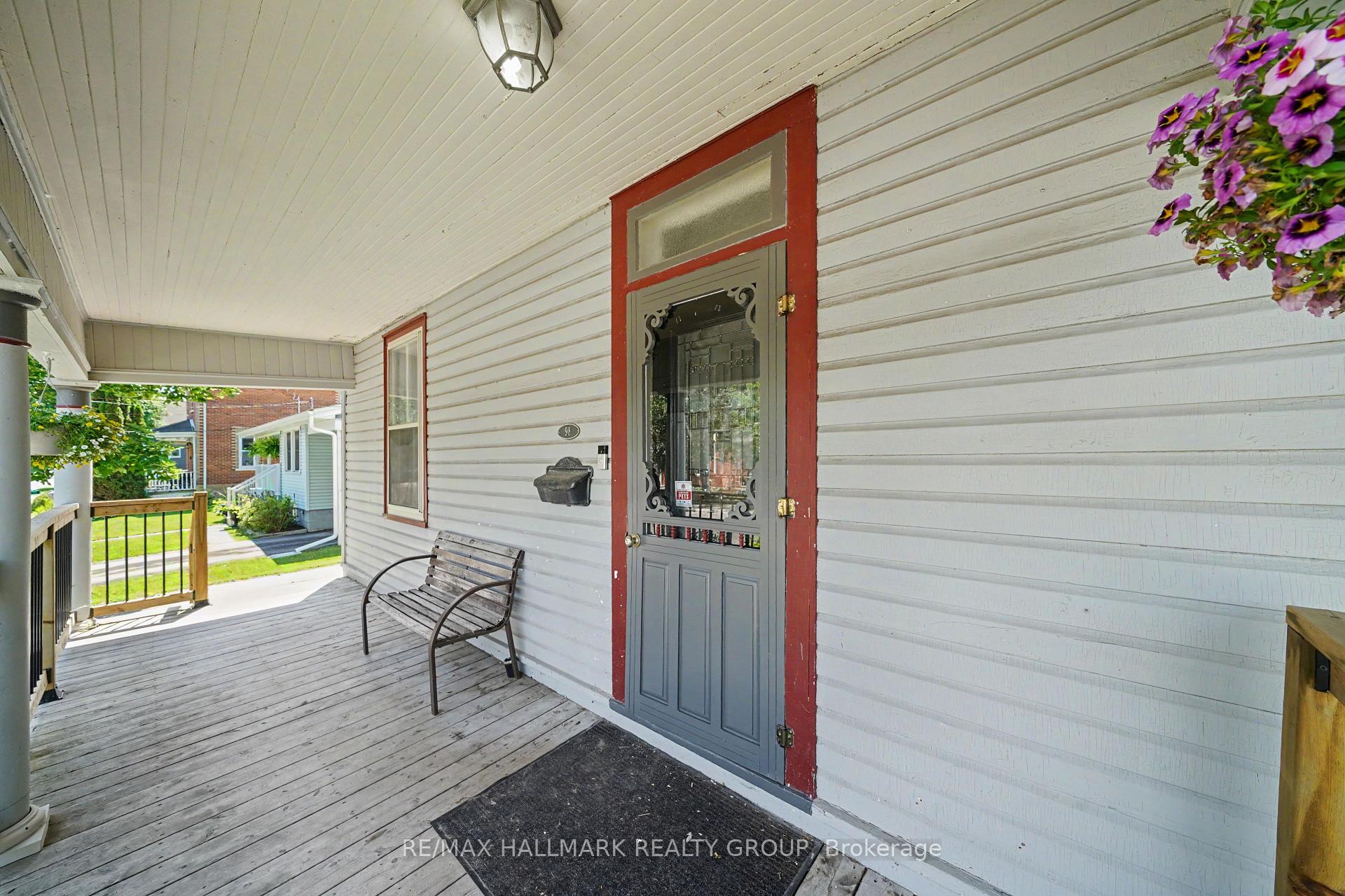 Photo 5 of 98 Drummond Street E, Perth, Perth — HOMEH
