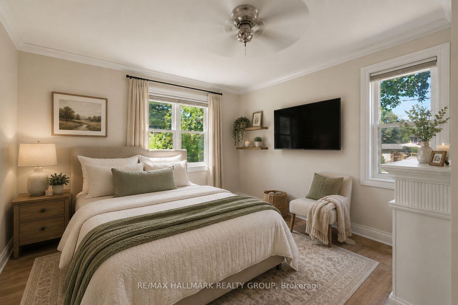 Photo 20 of 98 Drummond Street E, Perth, Perth — HOMEH