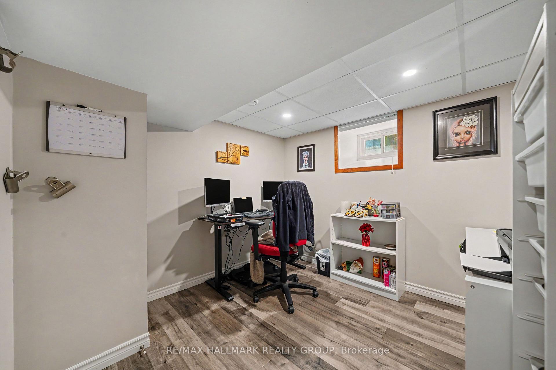 Photo 37 of 98 Drummond Street E, Perth, Perth — HOMEH