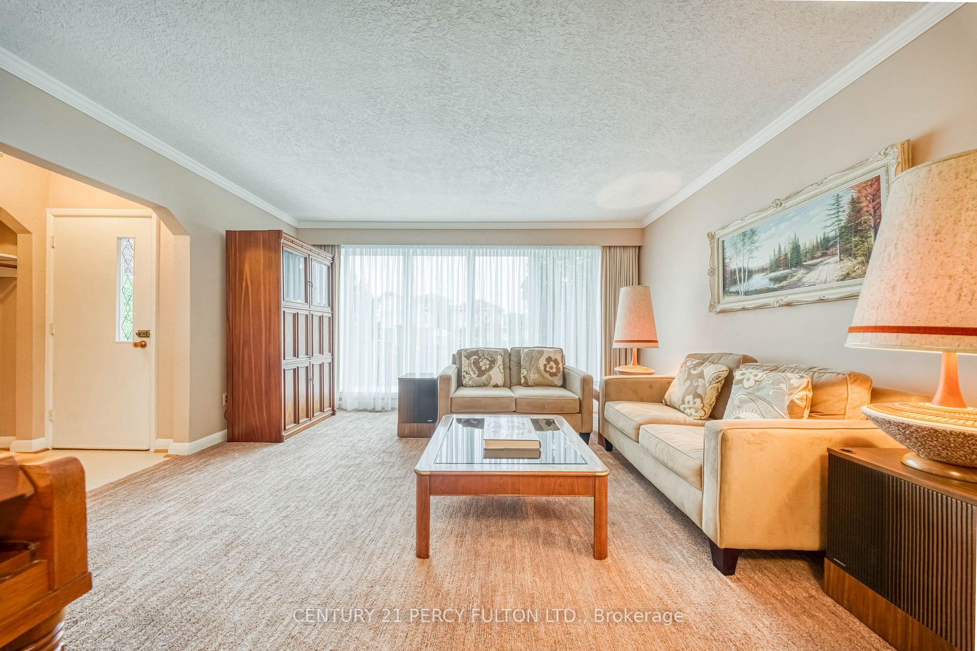 Photo 7 of 13 Graylee Avenue, Scarborough, Eglinton East — HOMEH