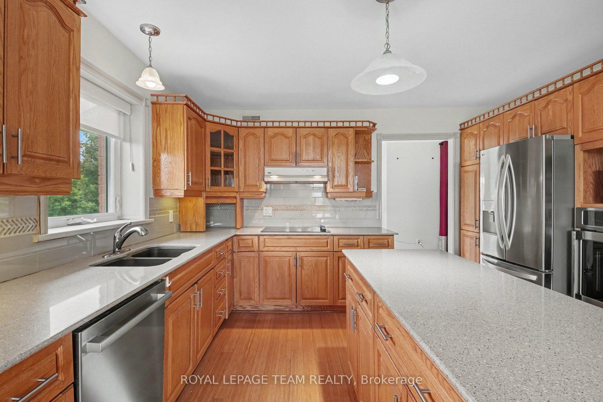 Photo 9 of 3282 County 16 Road, North Dundas, North Dundas (Mountain) Twp — HOMEH