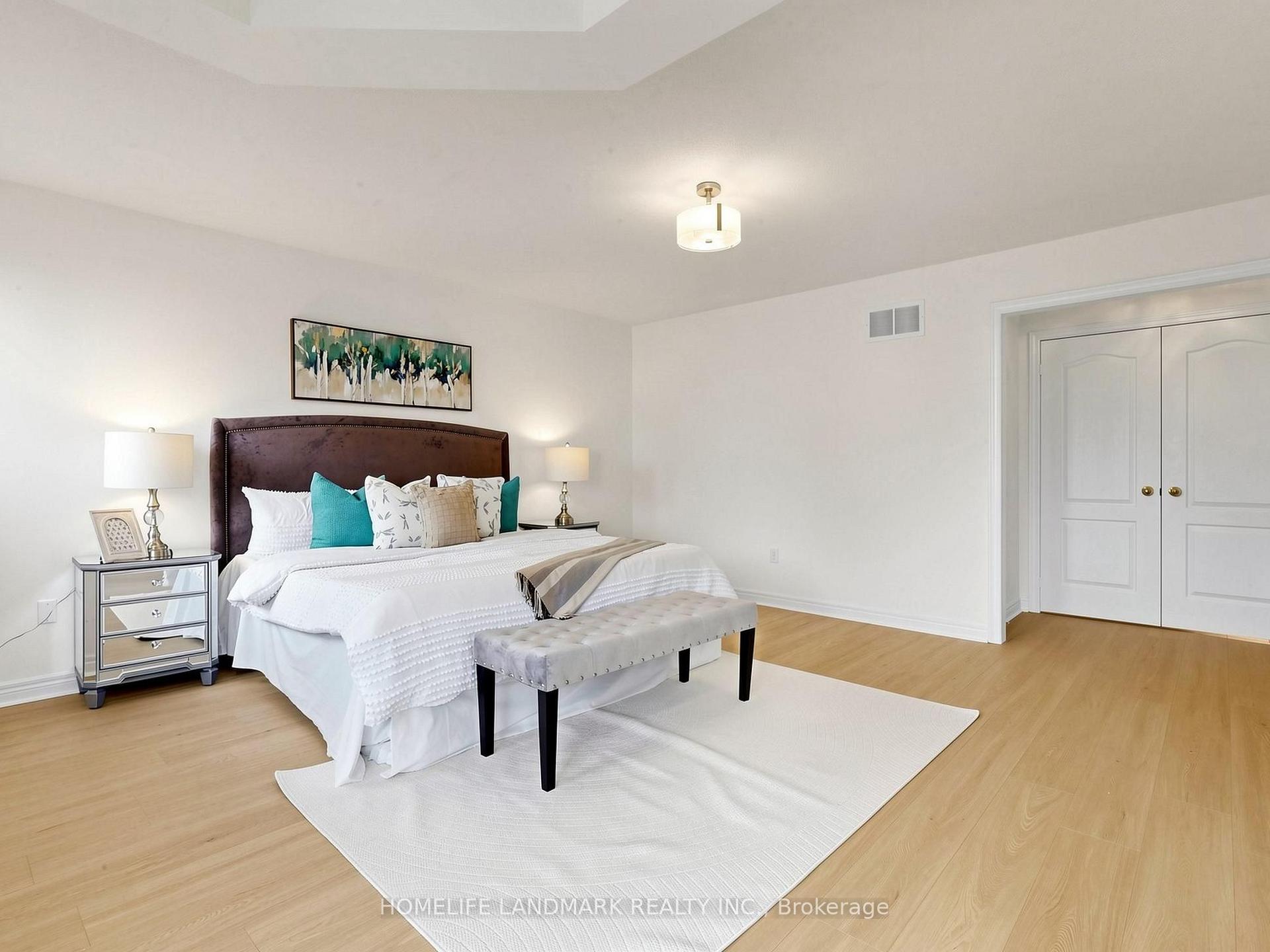 Photo 15 of 2376 Bankside Drive, Mississauga, Central Erin Mills — HOMEH