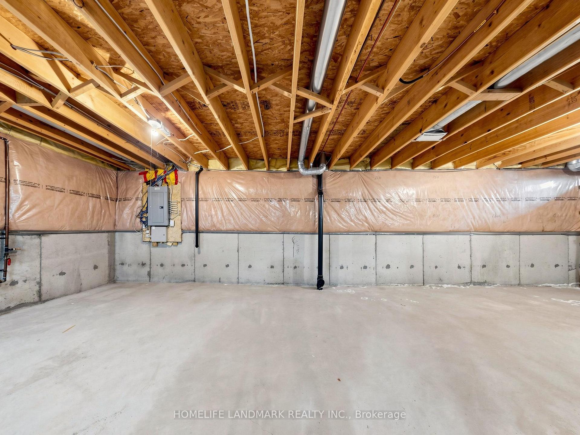Photo 28 of 2376 Bankside Drive, Mississauga, Central Erin Mills — HOMEH