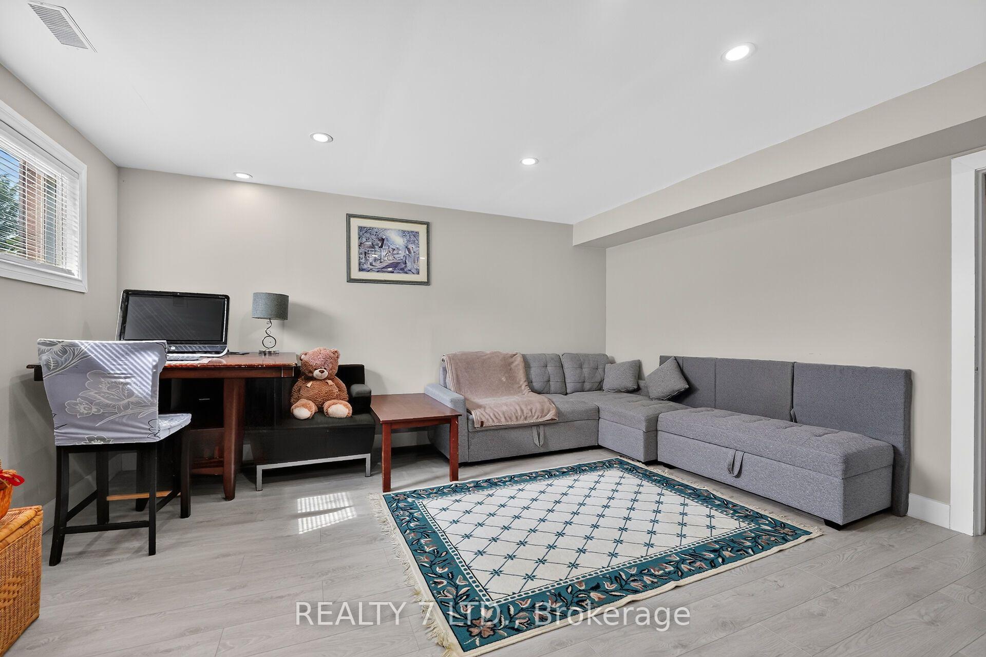 Photo 23 of 54 Cowan Drive, Thorold, Allanburg/Thorold South — HOMEH