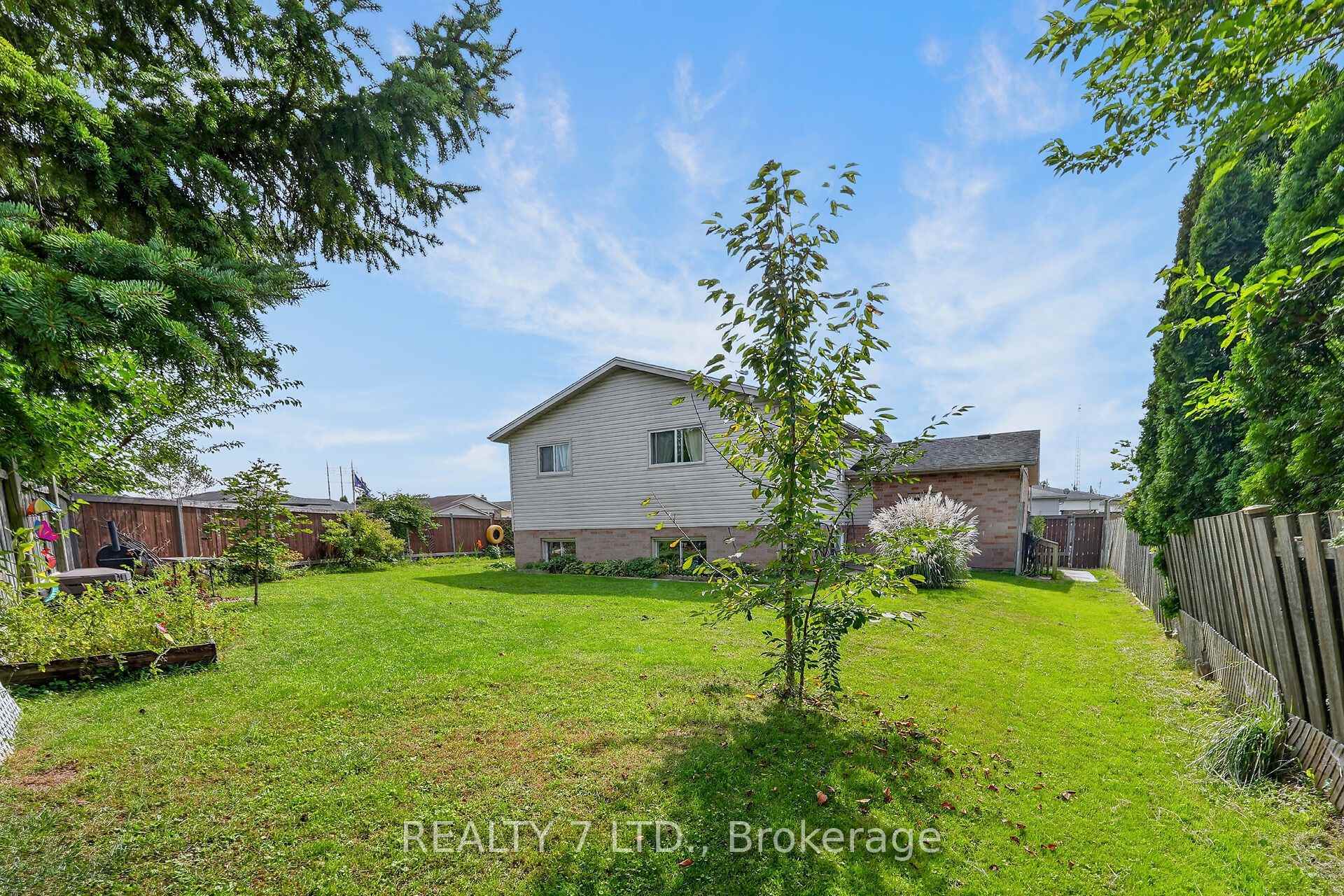 Photo 34 of 54 Cowan Drive, Thorold, Allanburg/Thorold South — HOMEH