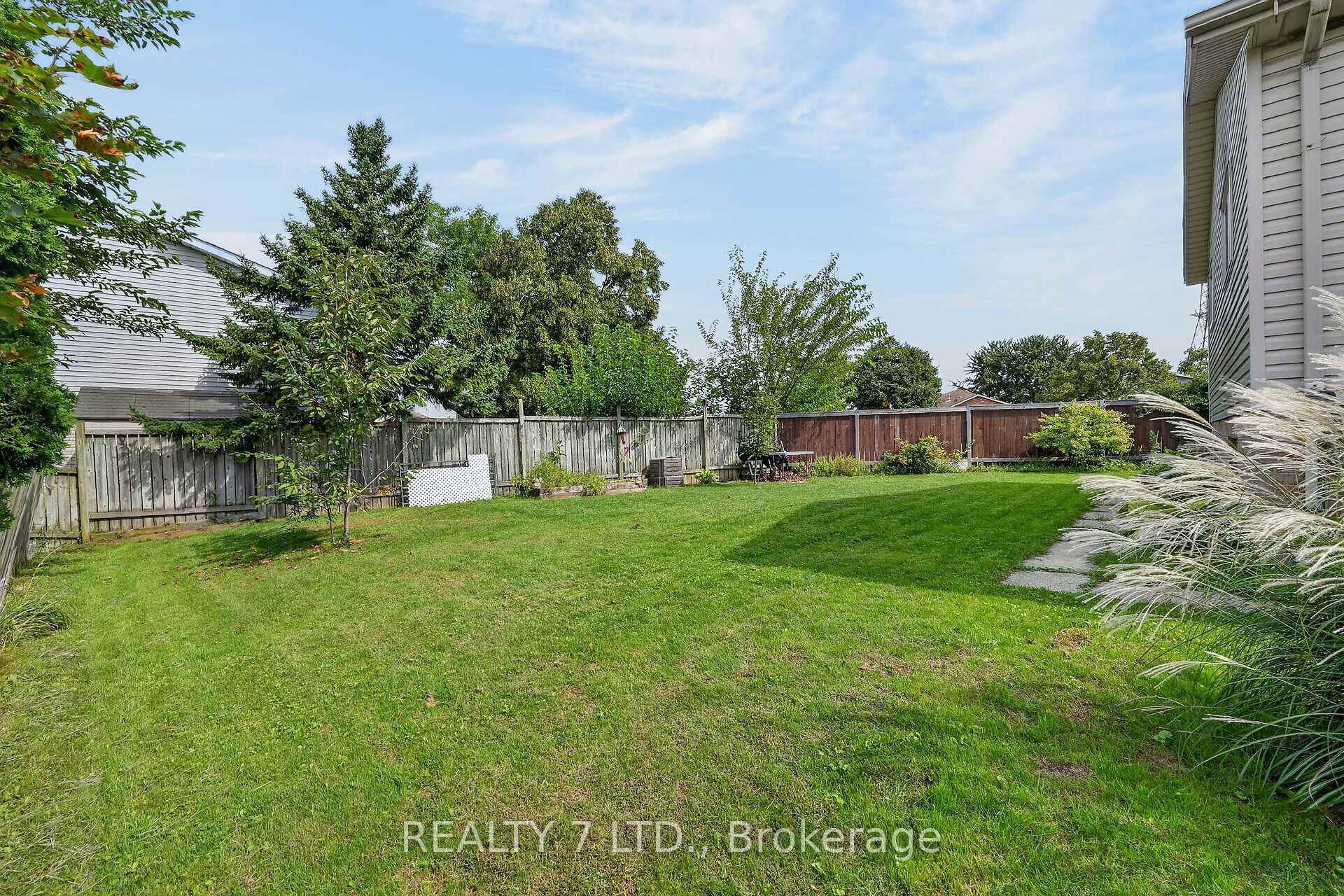 Photo 35 of 54 Cowan Drive, Thorold, Allanburg/Thorold South — HOMEH