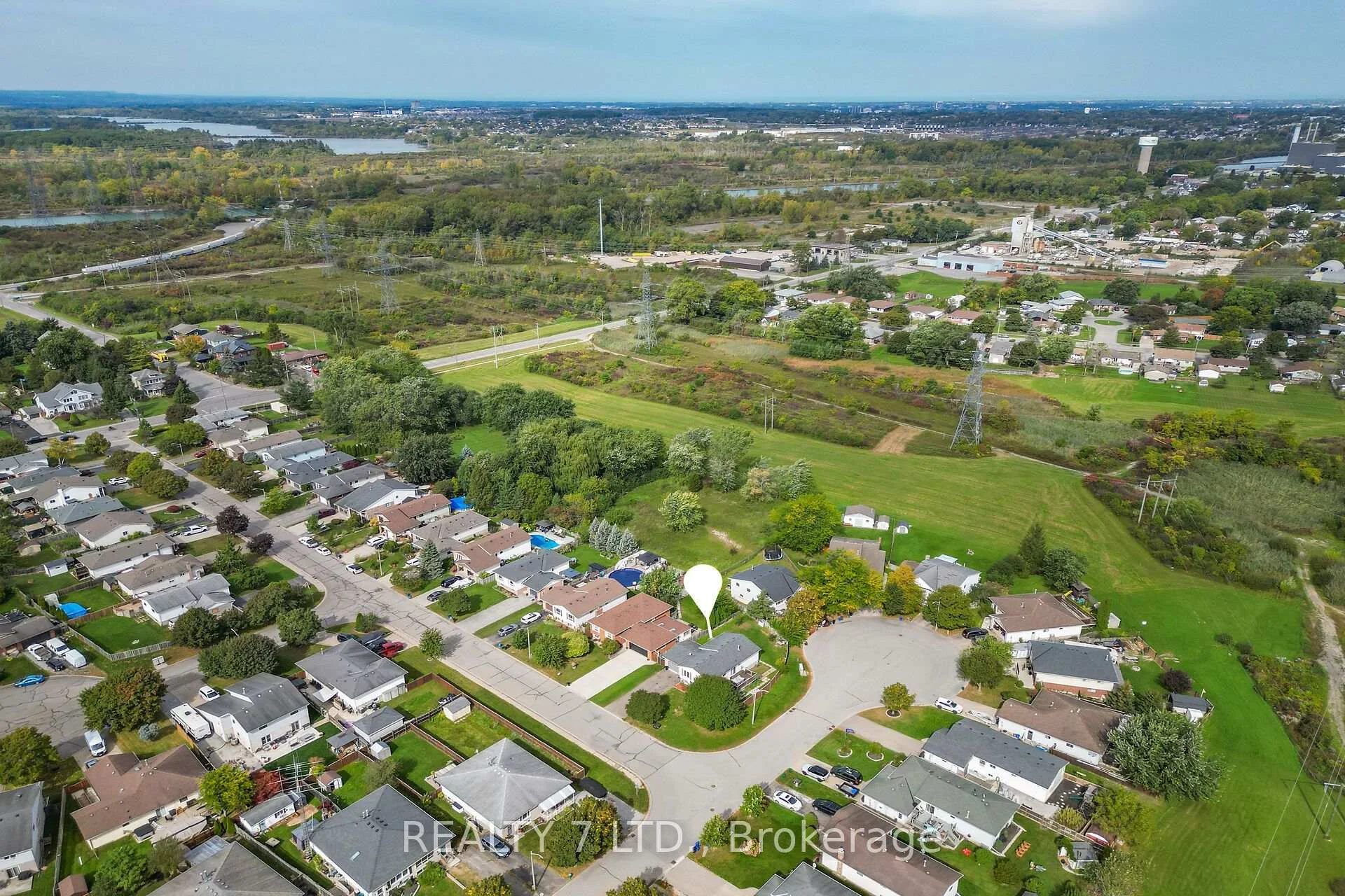 Photo 43 of 54 Cowan Drive, Thorold, Allanburg/Thorold South — HOMEH