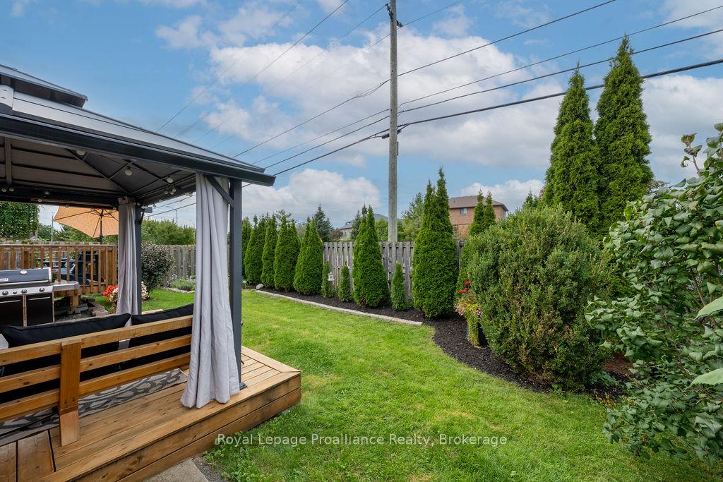 Photo 3 of 83 Gavey Street, Belleville, Thurlow Ward — HOMEH