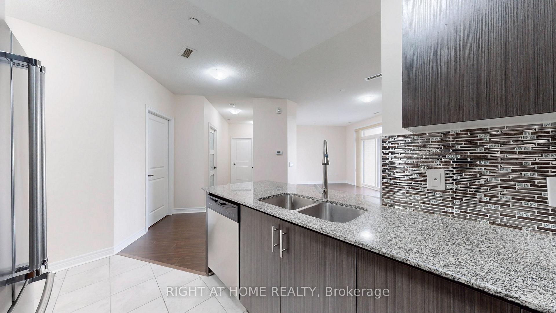 Photo 5 of Unit 615, 7325 Markham Road, Markham, Cedarwood — HOMEH