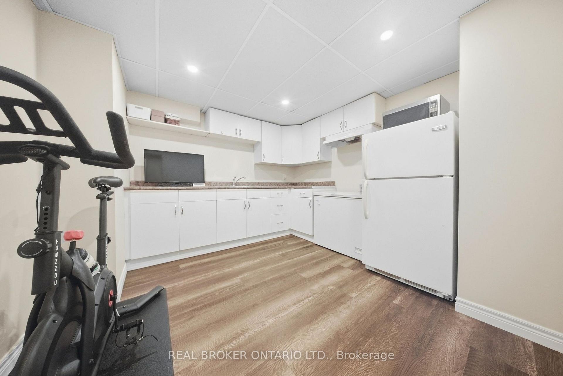 Photo 19 of 505 Enfield Road, Burlington, LaSalle — HOMEH