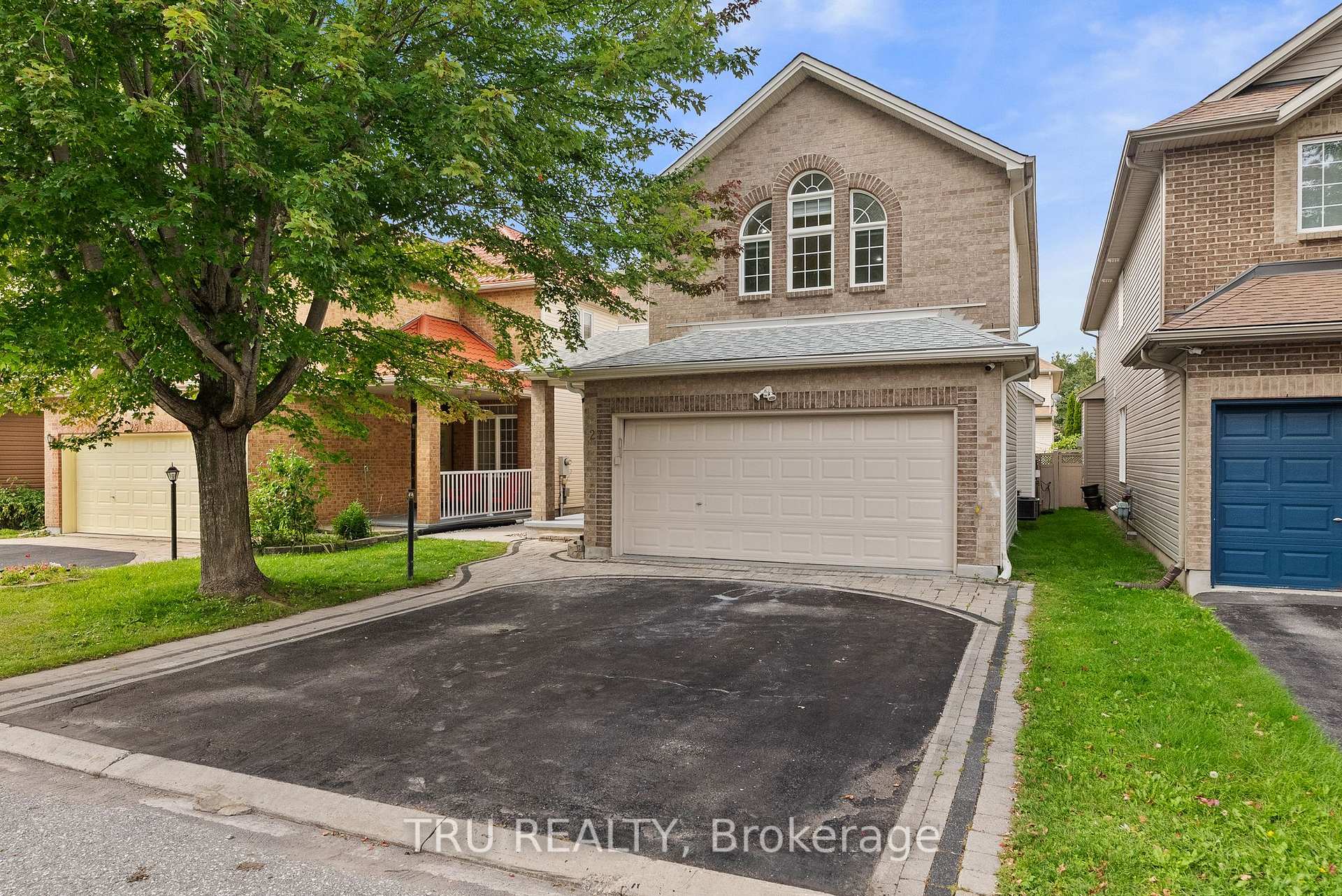 Photo 2 of 27 Upminster Way, Ottawa, Barrhaven - Longfields — HOMEH